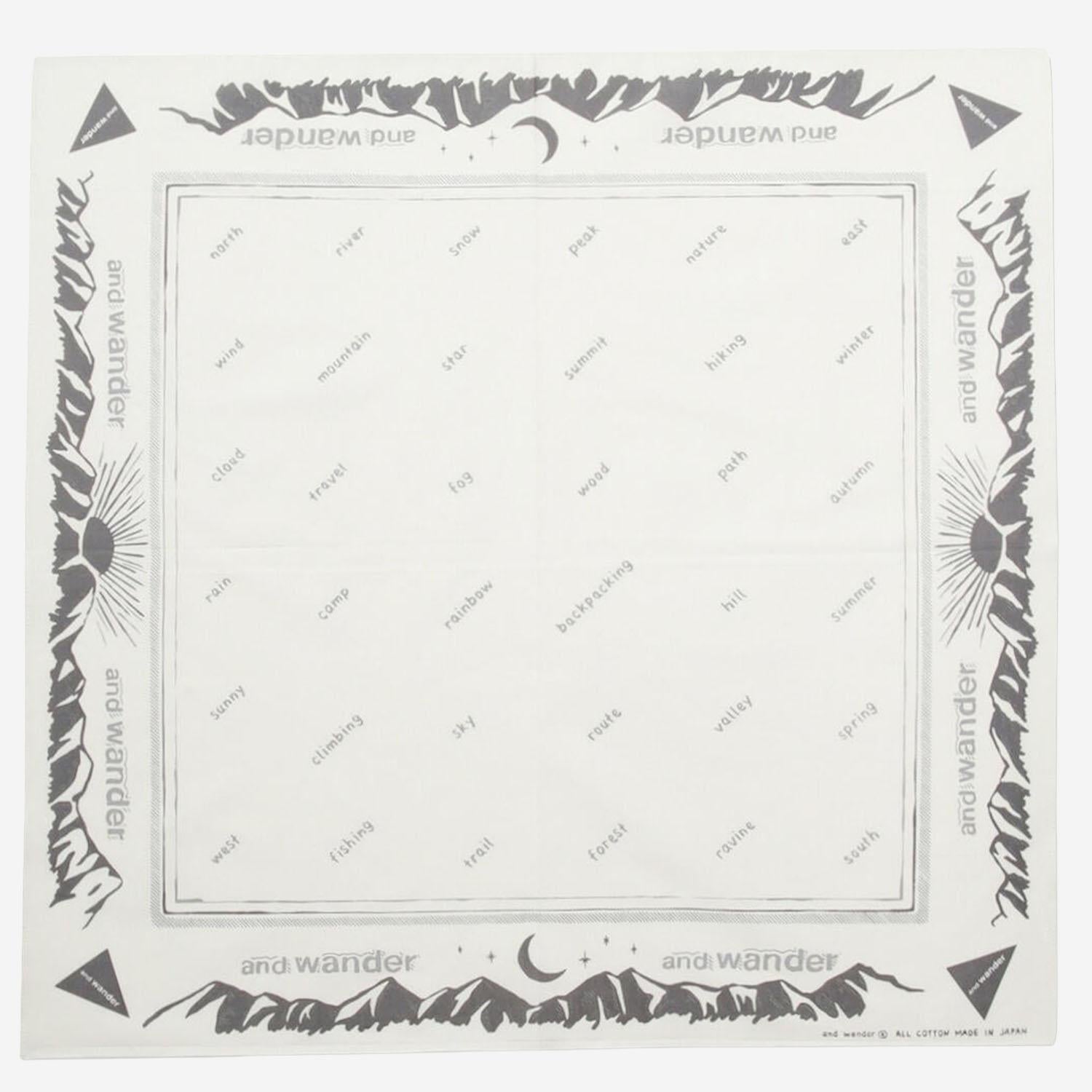 BANDANA IN COTONE CON STAMPA GRAFICA 5745987264 031 AND WANDER 