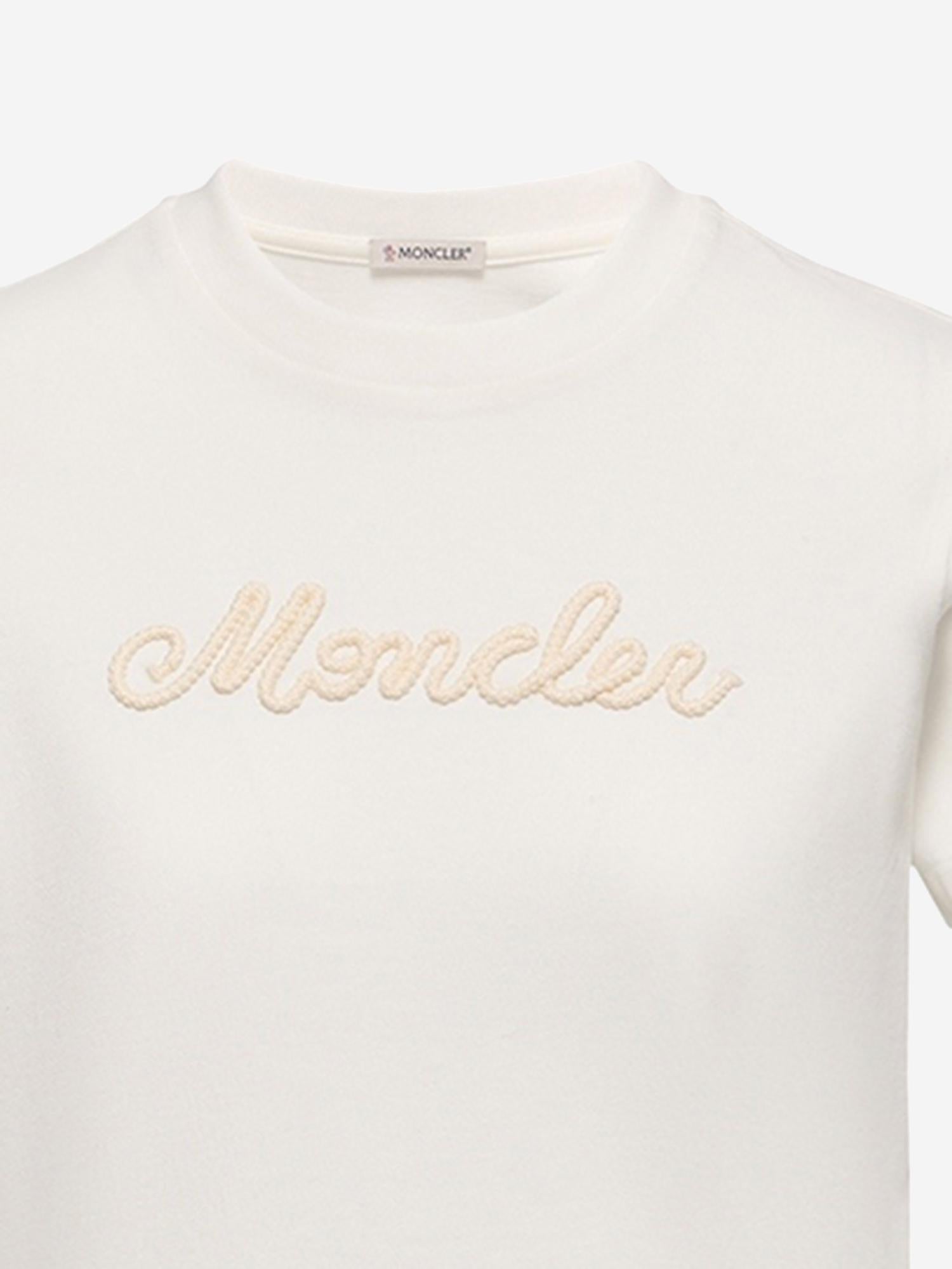 T-SHIRT IN COTONE CON LOGO RICAMATO 8C00051 89AUG034 MONCLER 