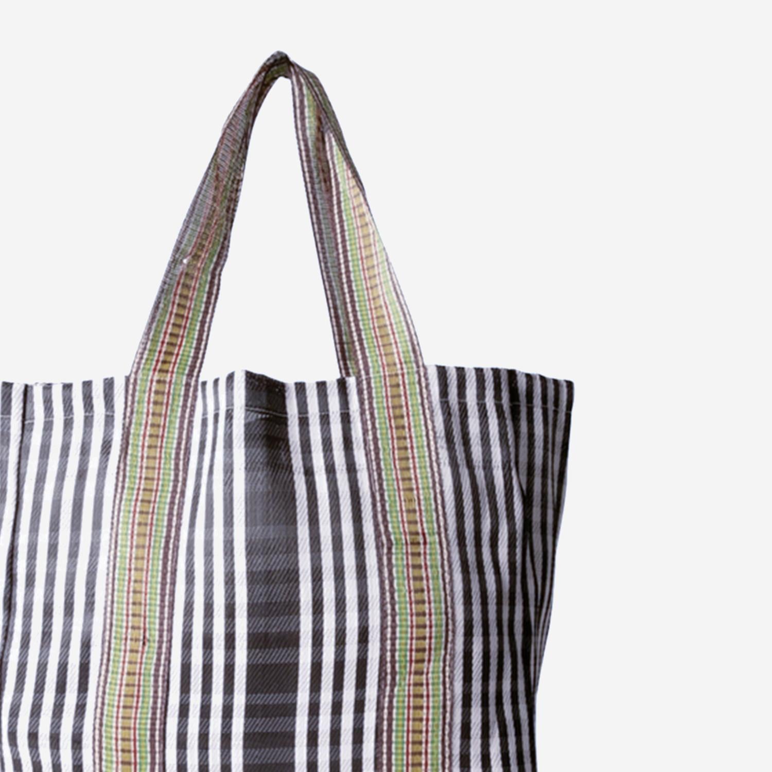 BORSA SHOPPING CON MOTIVO A RIGHE AU820995 08BLACK/WHITE EJA 