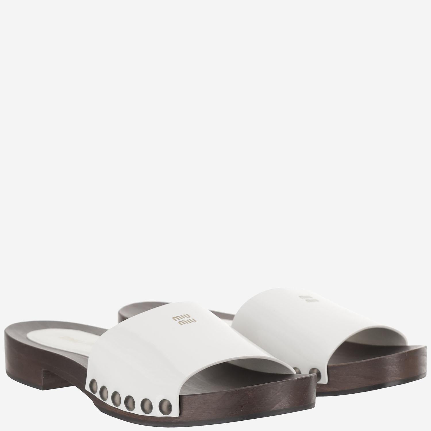 SANDALI IN PELLE CON LOGO 5Z425E 069F0009 MIU MIU 