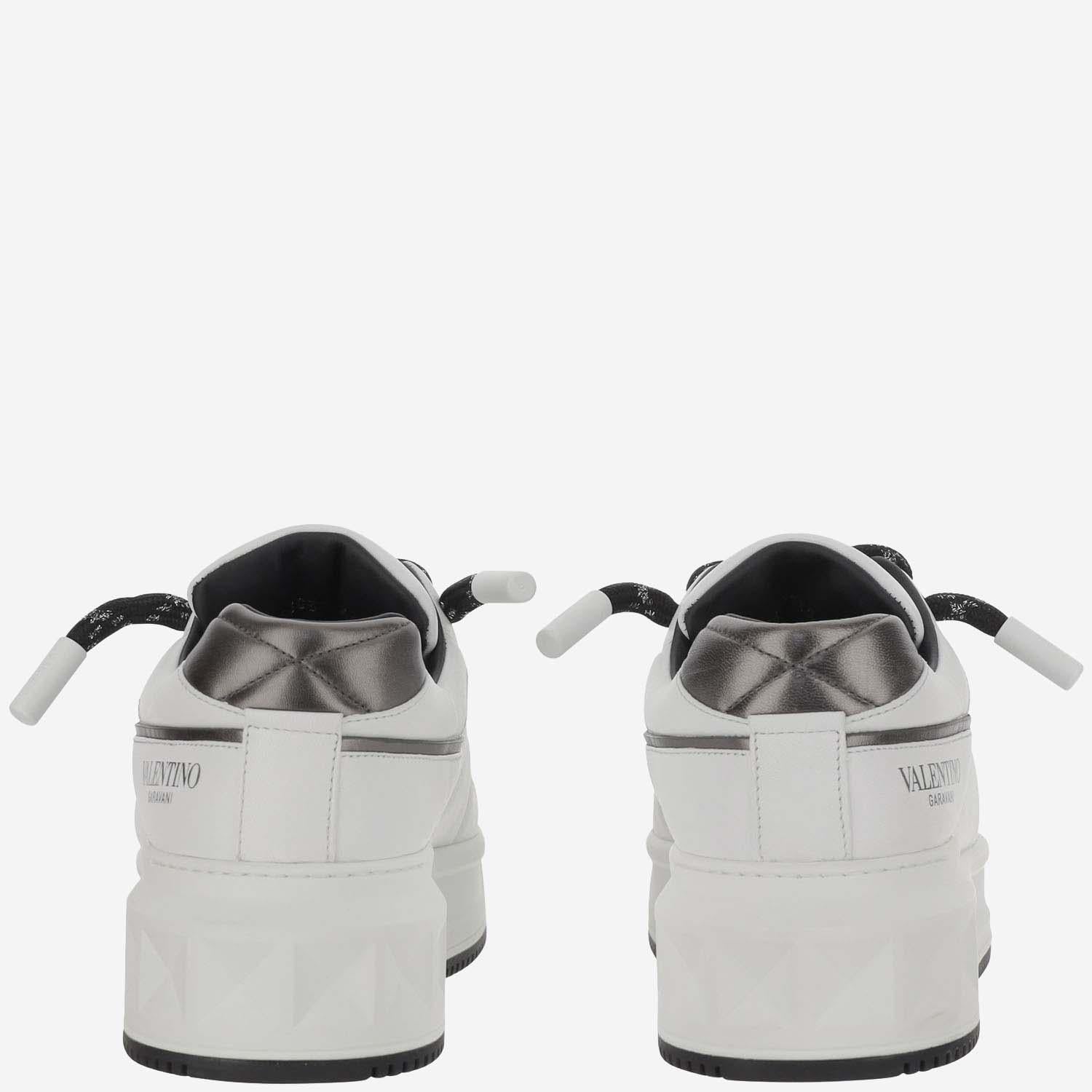 SNEAKER LOW-TOP ONE STUD XL 7Y2S0G37 WRI6S0 VALENTINO GARAVANI 