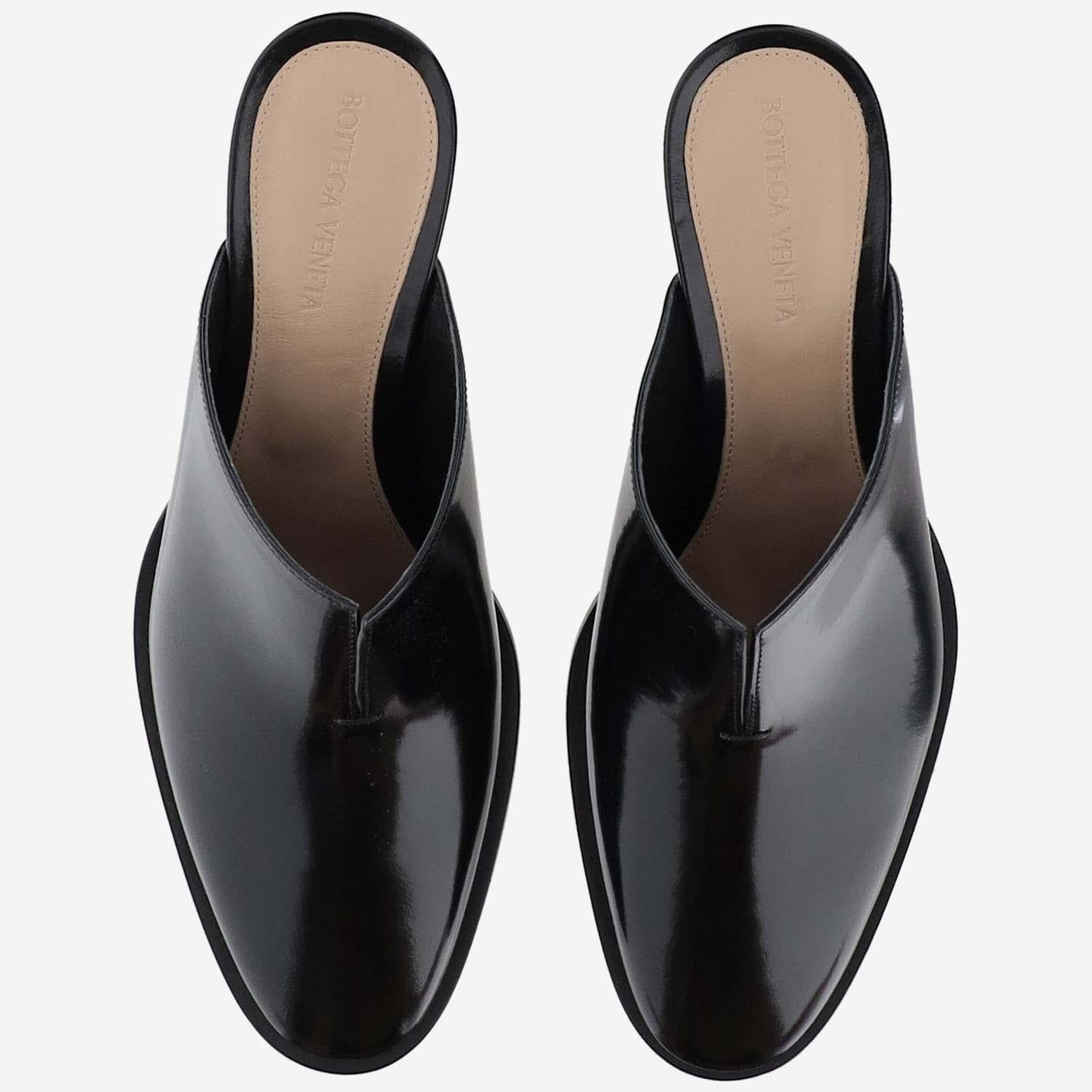 MULES CHA-CHA IN PELLE 787035 V4BO01000 BOTTEGA VENETA 
