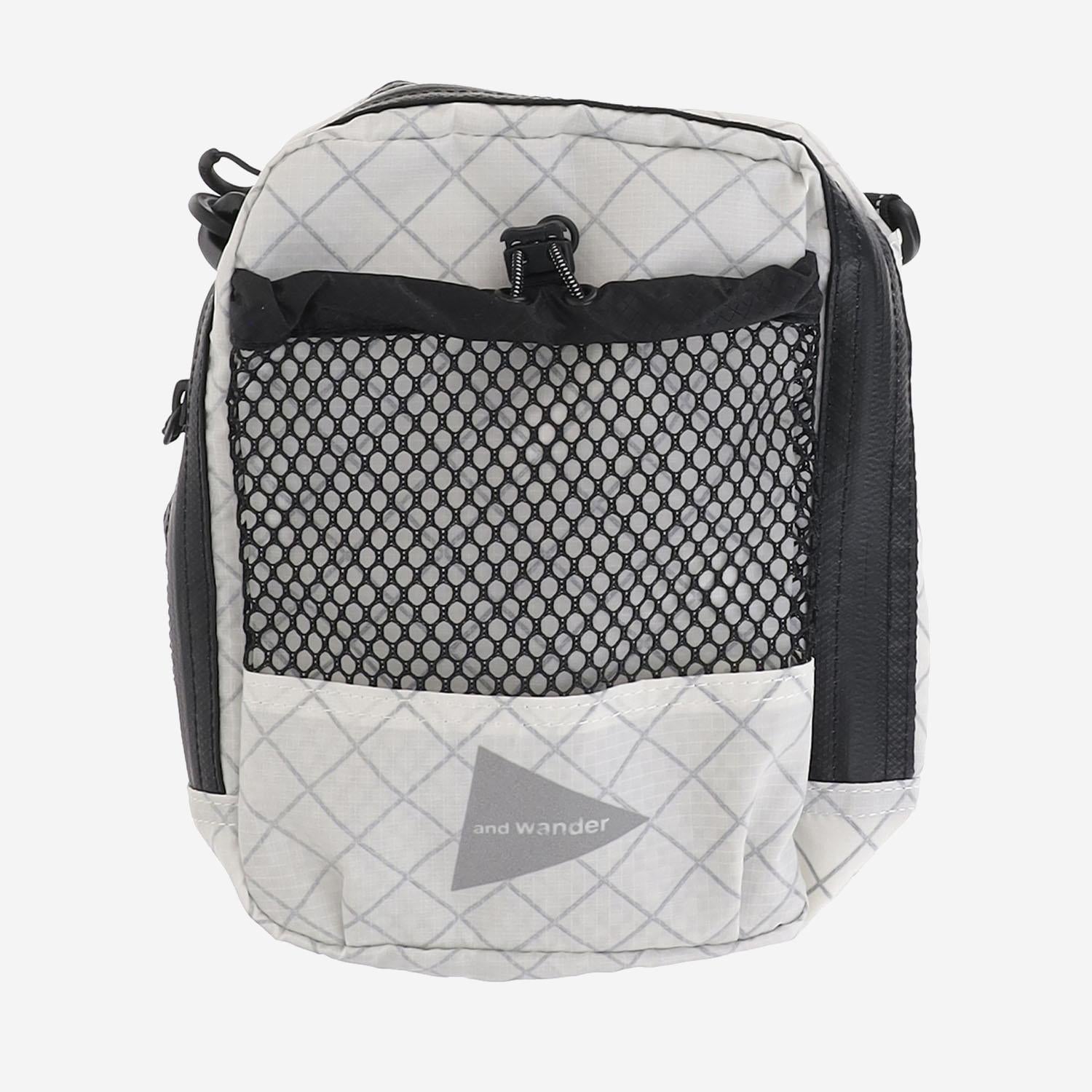 BORSA CROSS BODY IN NYLON CON LOGO 5745975207 031 AND WANDER 