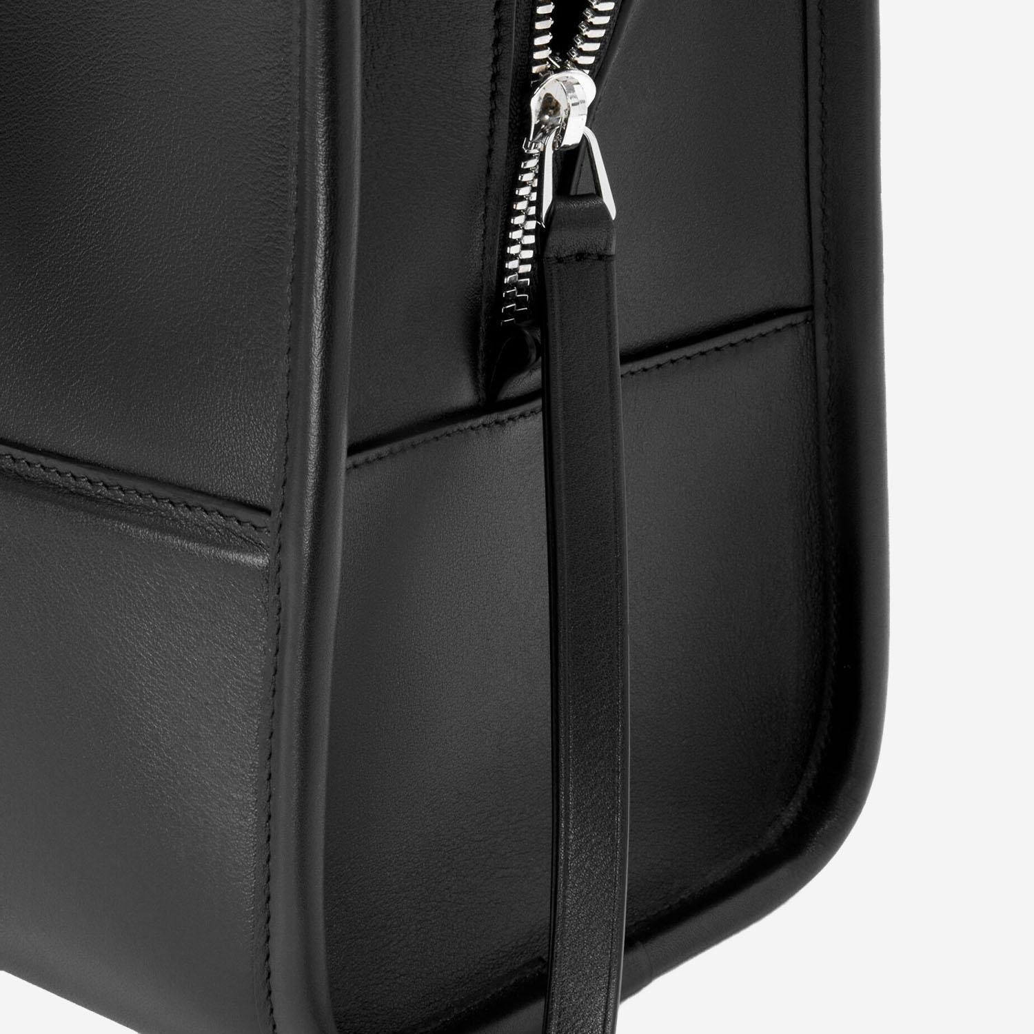 BORSA AMAZONA 180 GRANDE IN PELLE A039ASRX02 1100 LOEWE 