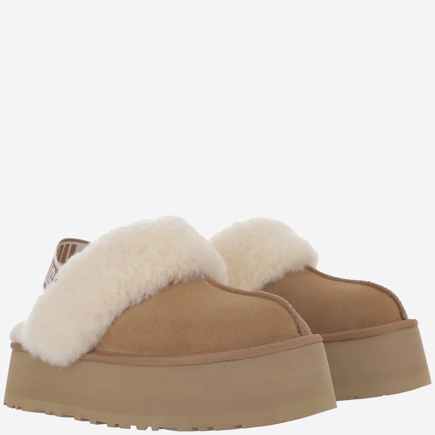 MULES IN PELLE SCAMOSCIATA 1113474 CHE UGG 