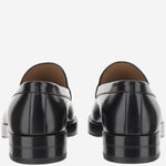 Mocassino in pelle con morsetto 812133 AAEAK1000 GUCCI 