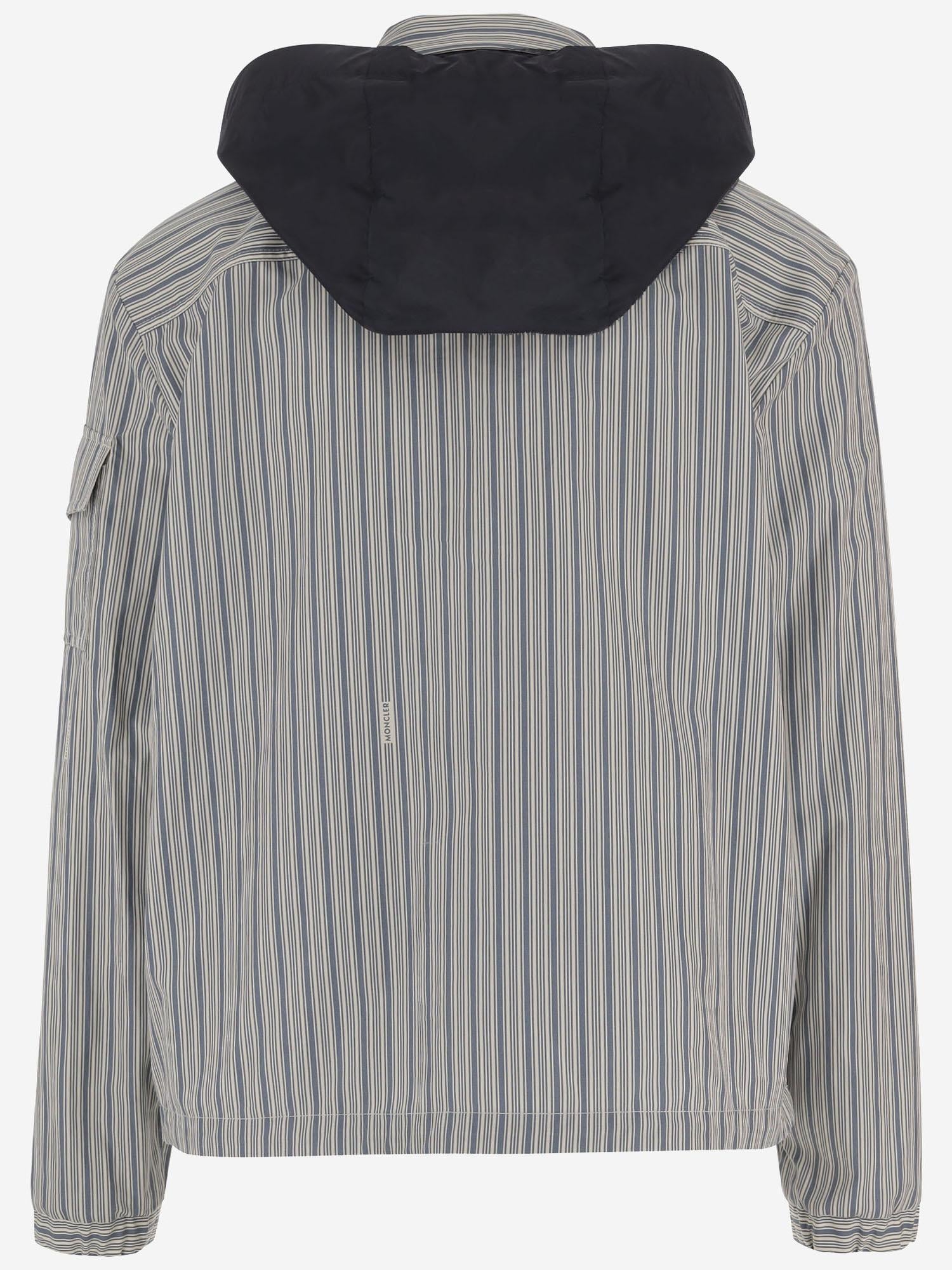 GIUBBOTTO IN COTONE A RIGHE CON CAPPUCCIO IN NYLON 1G00035 599J6S70 MONCLER 