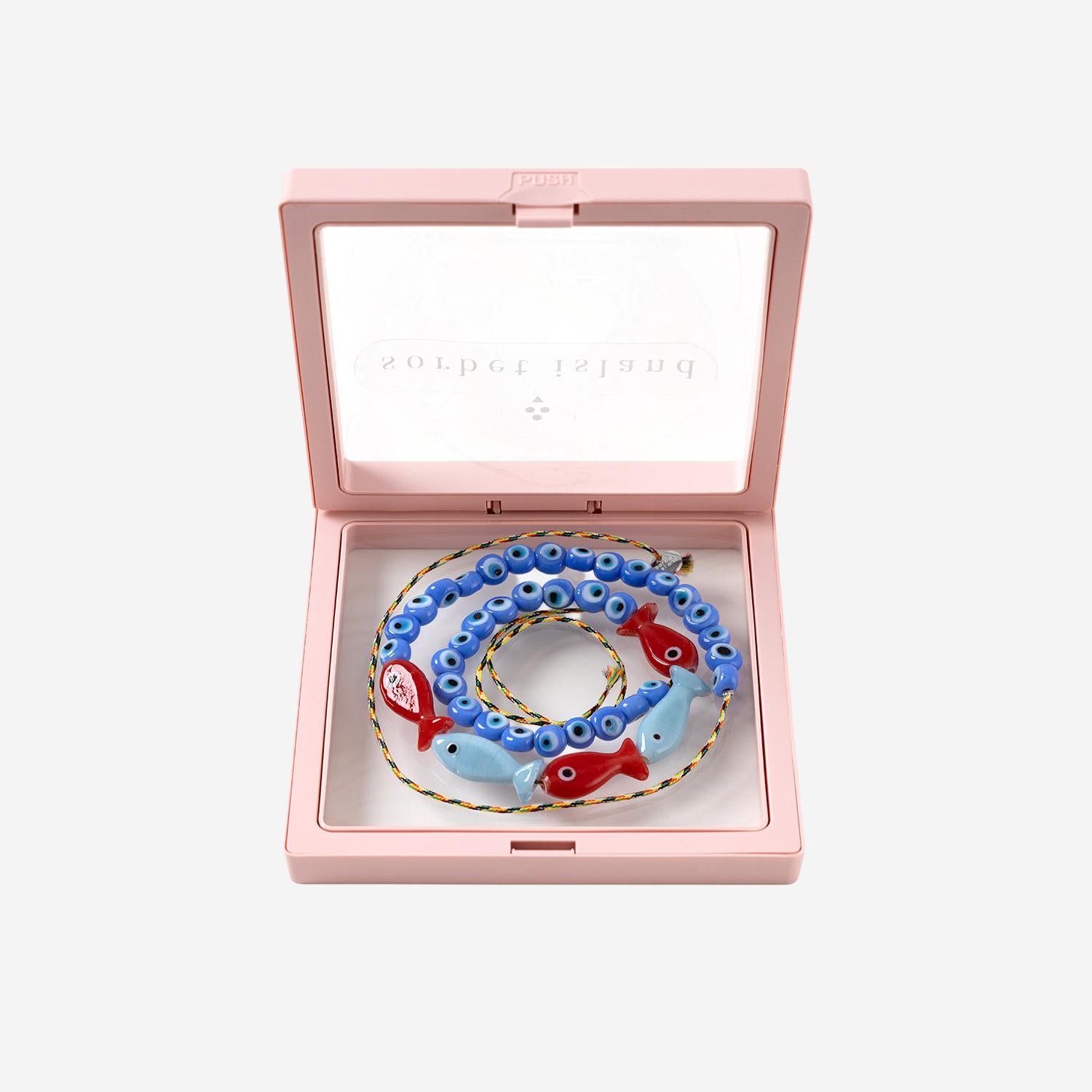 Collana in tessuto e perle di vetro FISHGLASSBEAD REDLIGHTBLUE SORBET ISLAND 