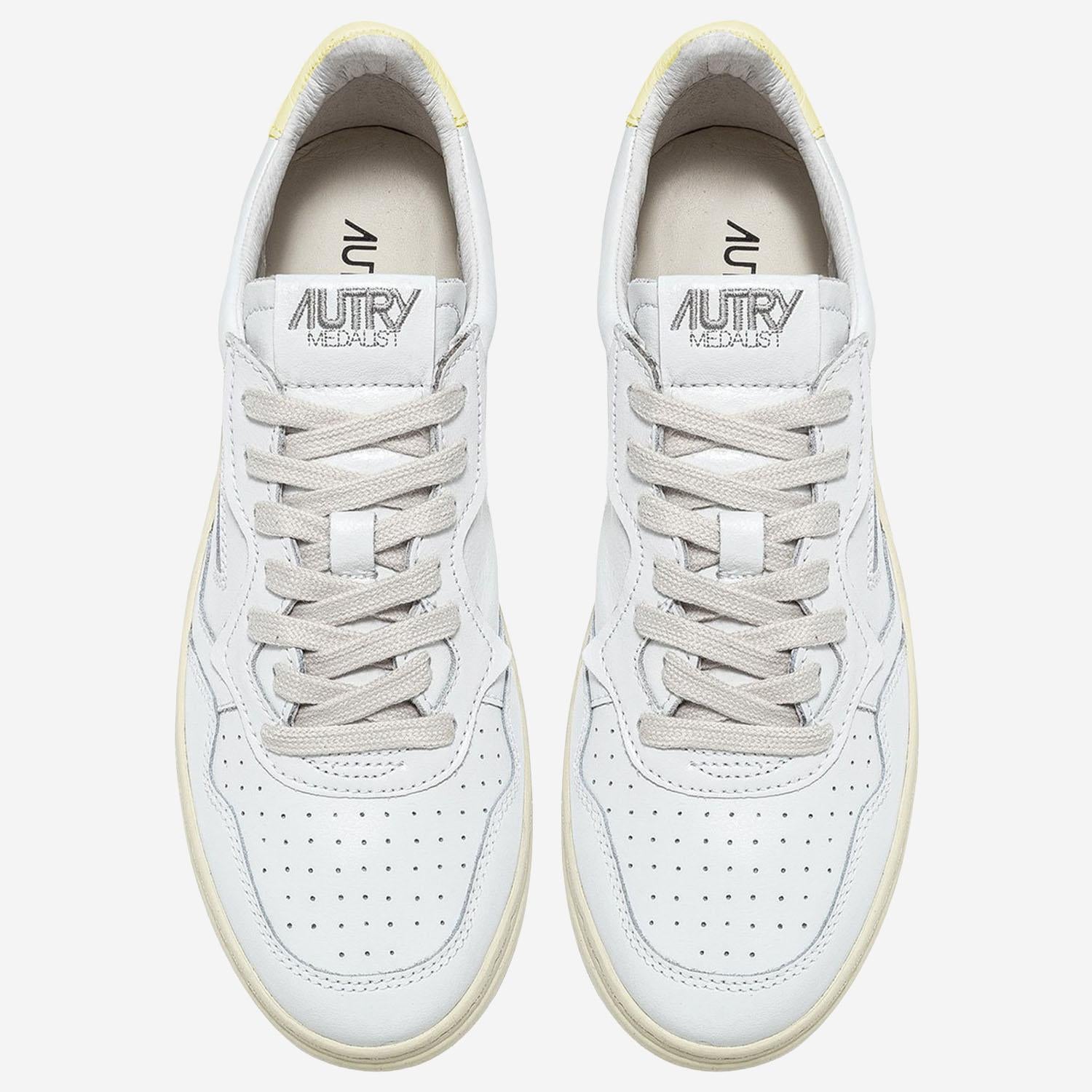 SNEAKERS MEDALIST LOW AULMLL09 LEATLEATWHTLEMOM AUTRY 