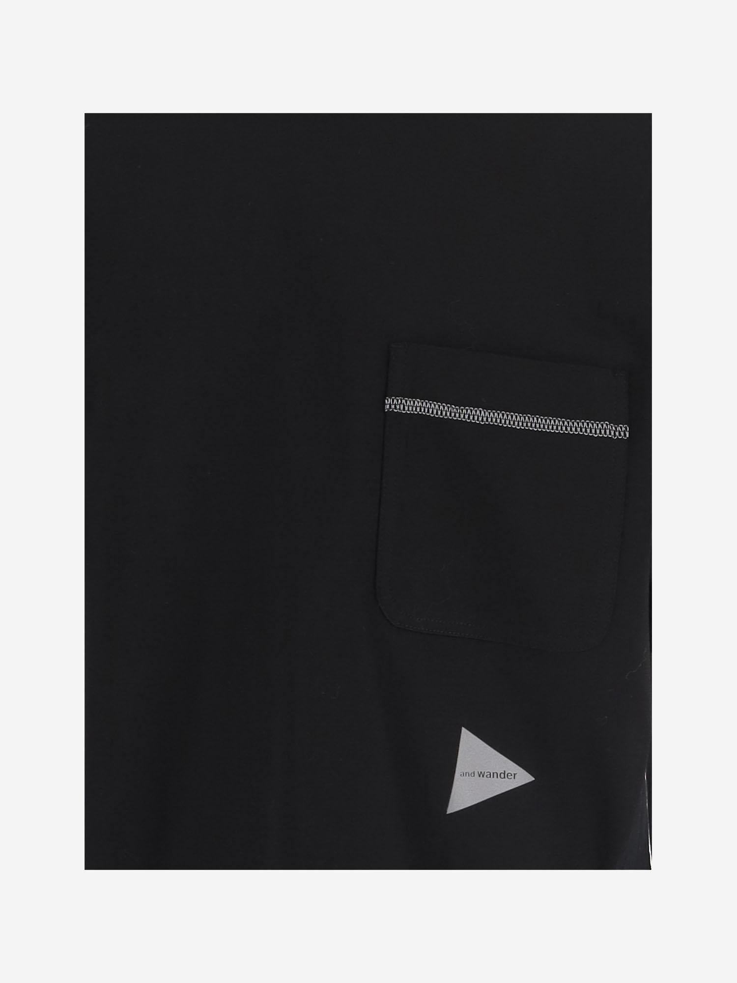 T-shirt in cotone con Stampa 5746184073 010 AND WANDER 