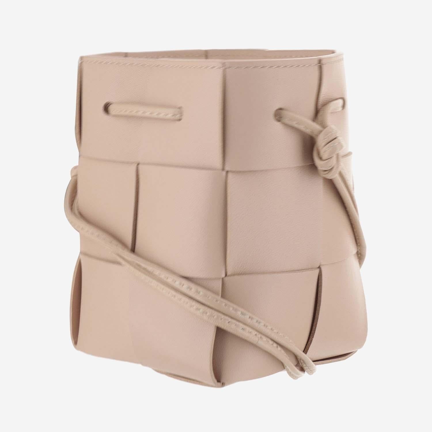 BORSA A TRACOLLA MINI CASSETTE BUCKET 680217 VCQC46917 BOTTEGA VENETA 
