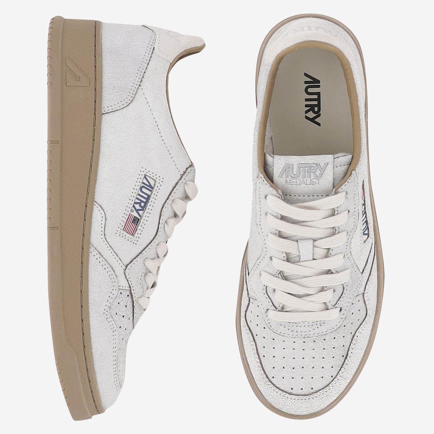 SNEAKERS LOW MEDALIST AULMRA02 WHTTOBACCO AUTRY 