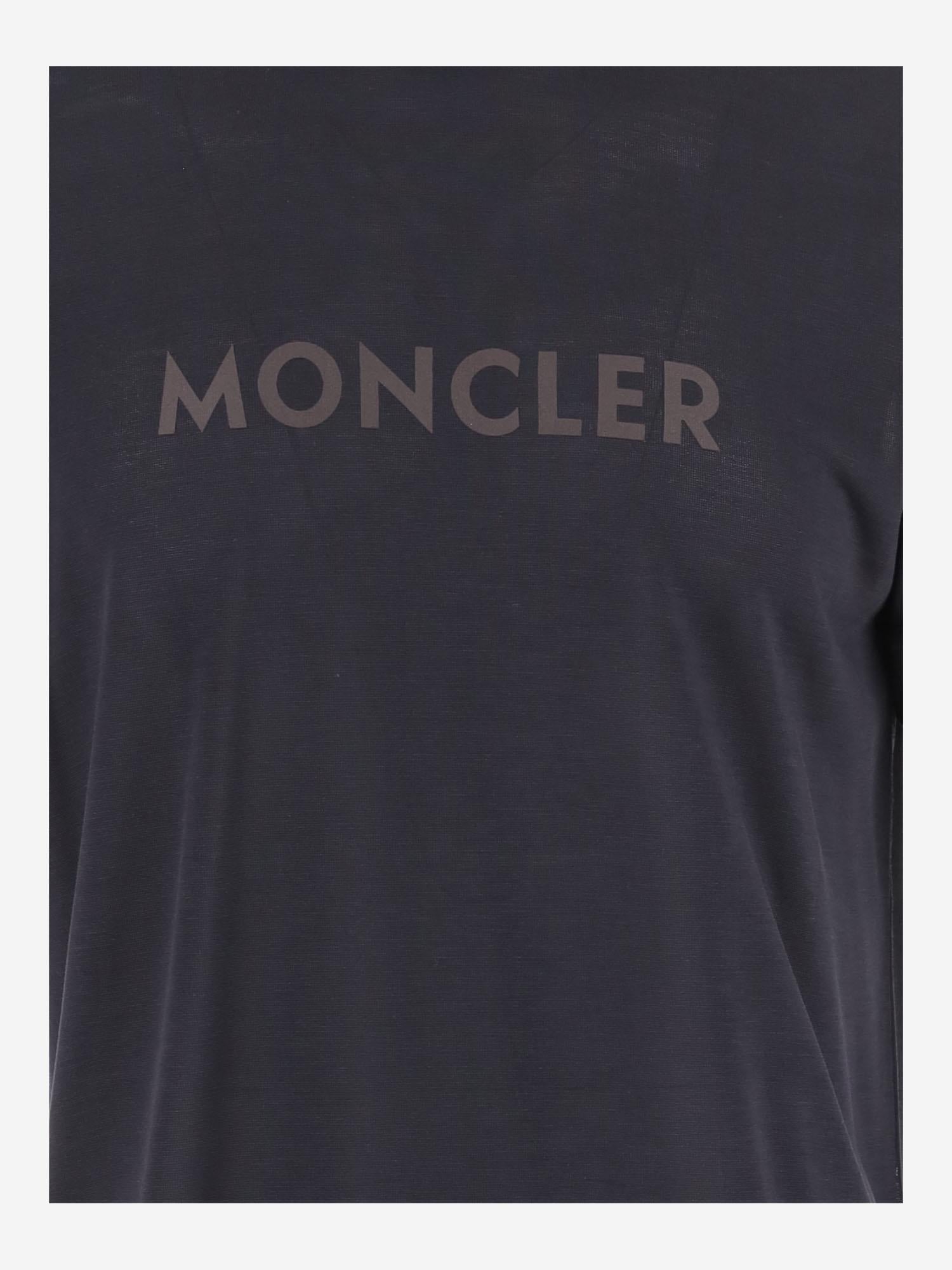 T-SHIRT IN LYOCELL CON LOGO 8C00028 89B2Q742 MONCLER 