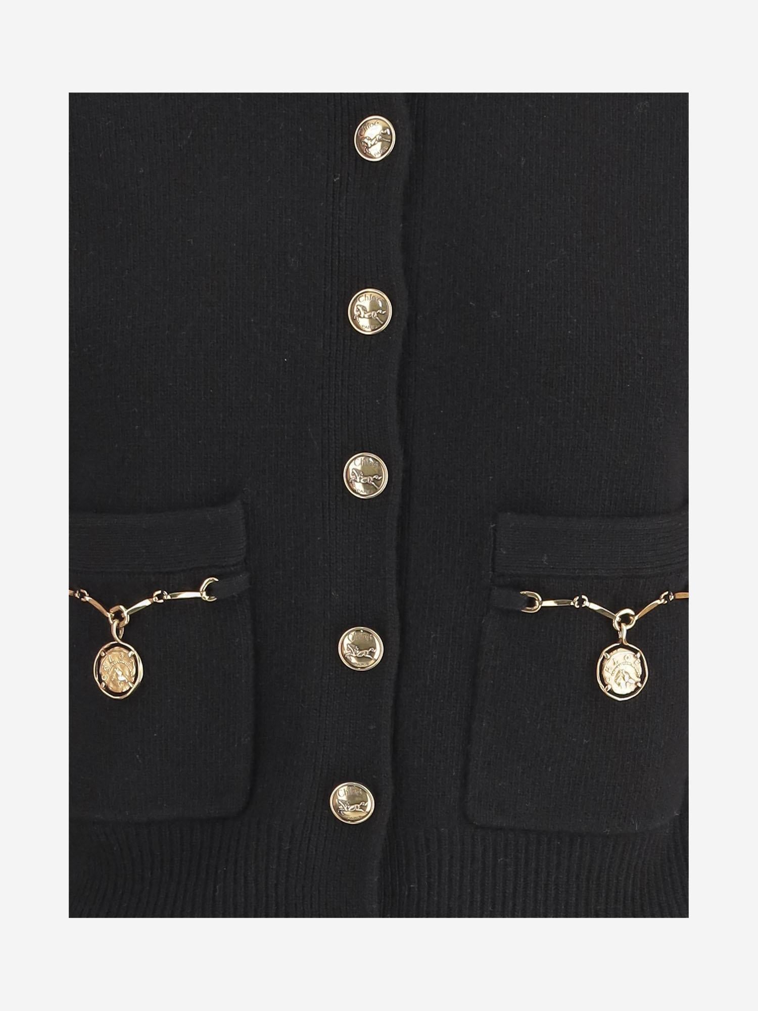 CARDIGAN HORSE MEDAL IN LANA E CASHMERE CH26SMC07800 001 CHLOE 