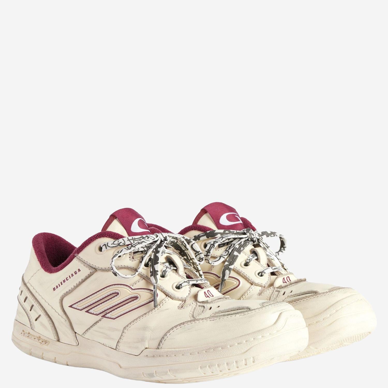 Sneaker Hamptons Worn-out 841765 WCURS9960 BALENCIAGA 