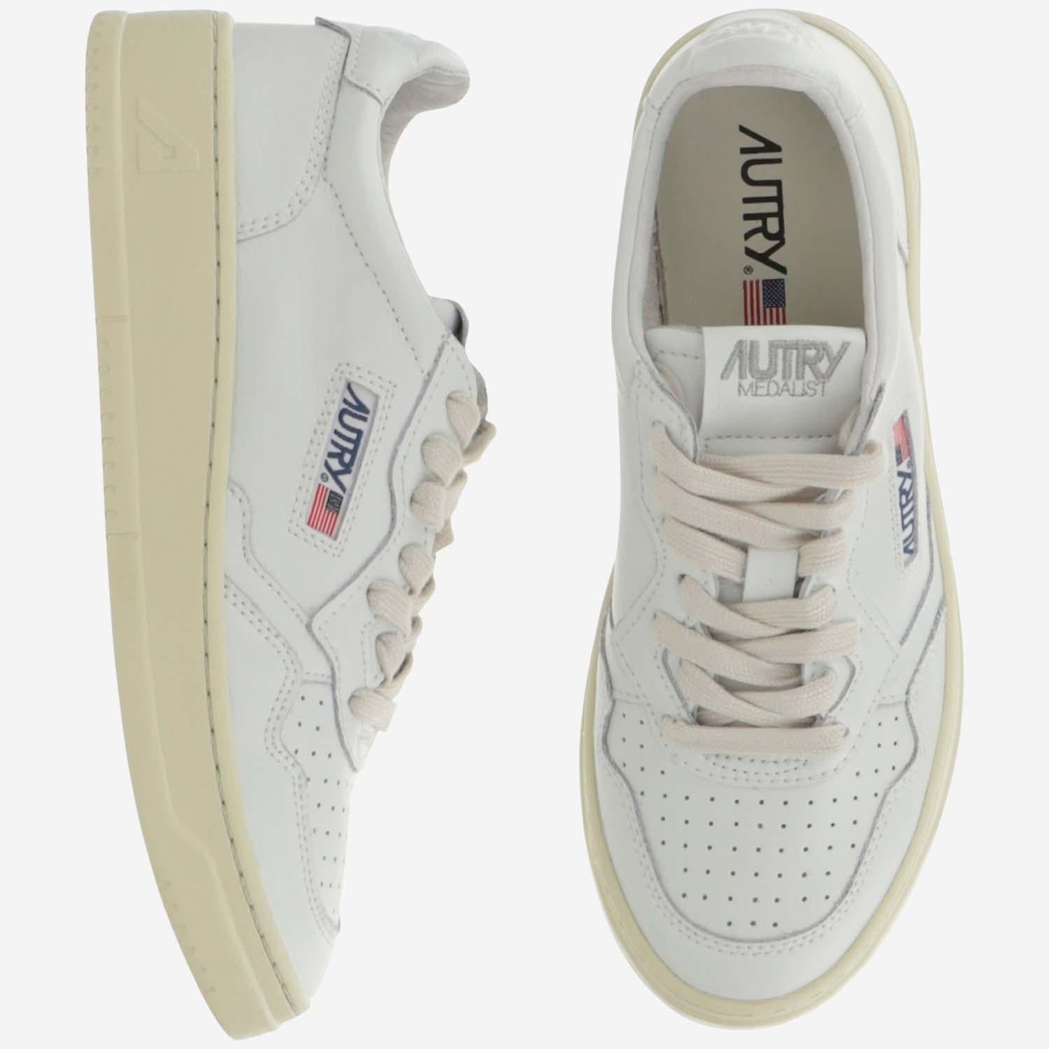 SNEAKERS MEDALIST LOW AULWLL15 LEATLEATWHTWHT AUTRY 