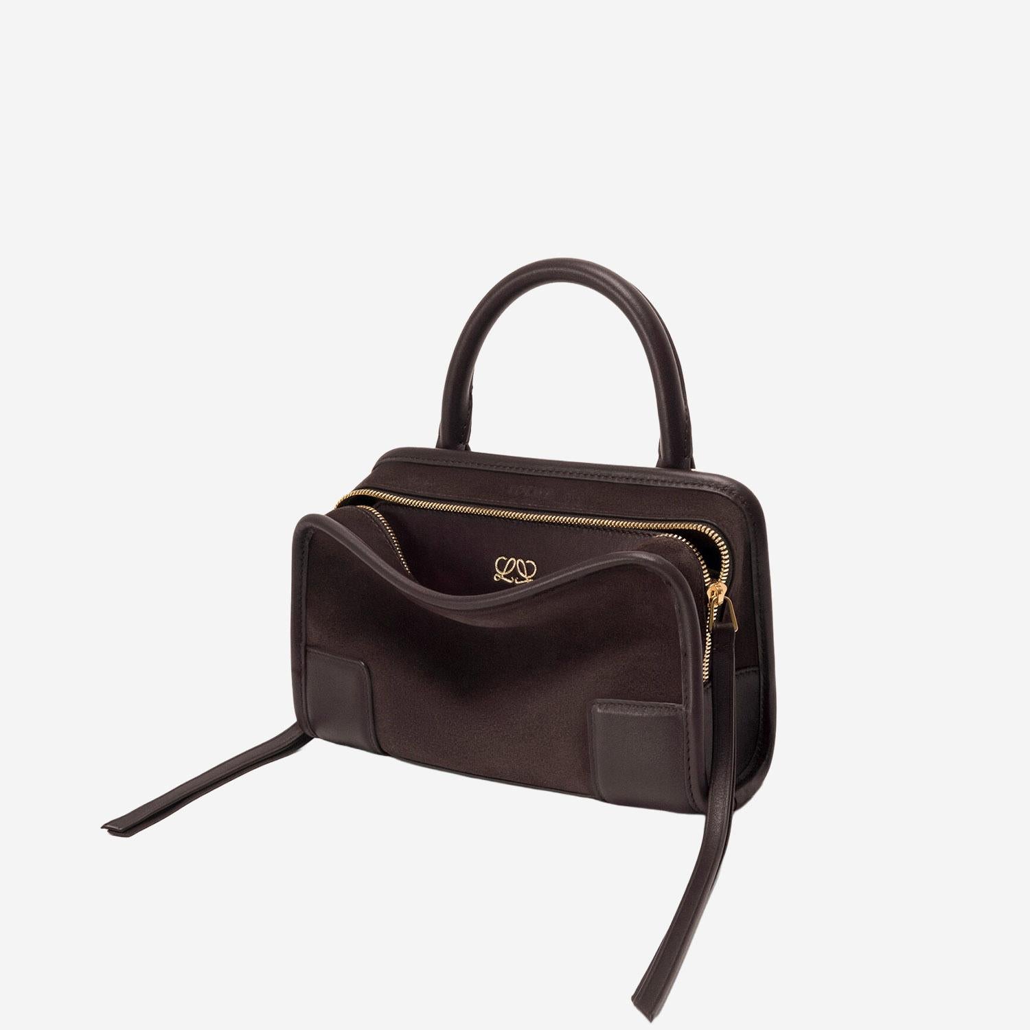 BORSA AMAZONA 180 MINI IN PELLE SCAMOSCIATA A039AS4X13 0018 LOEWE 