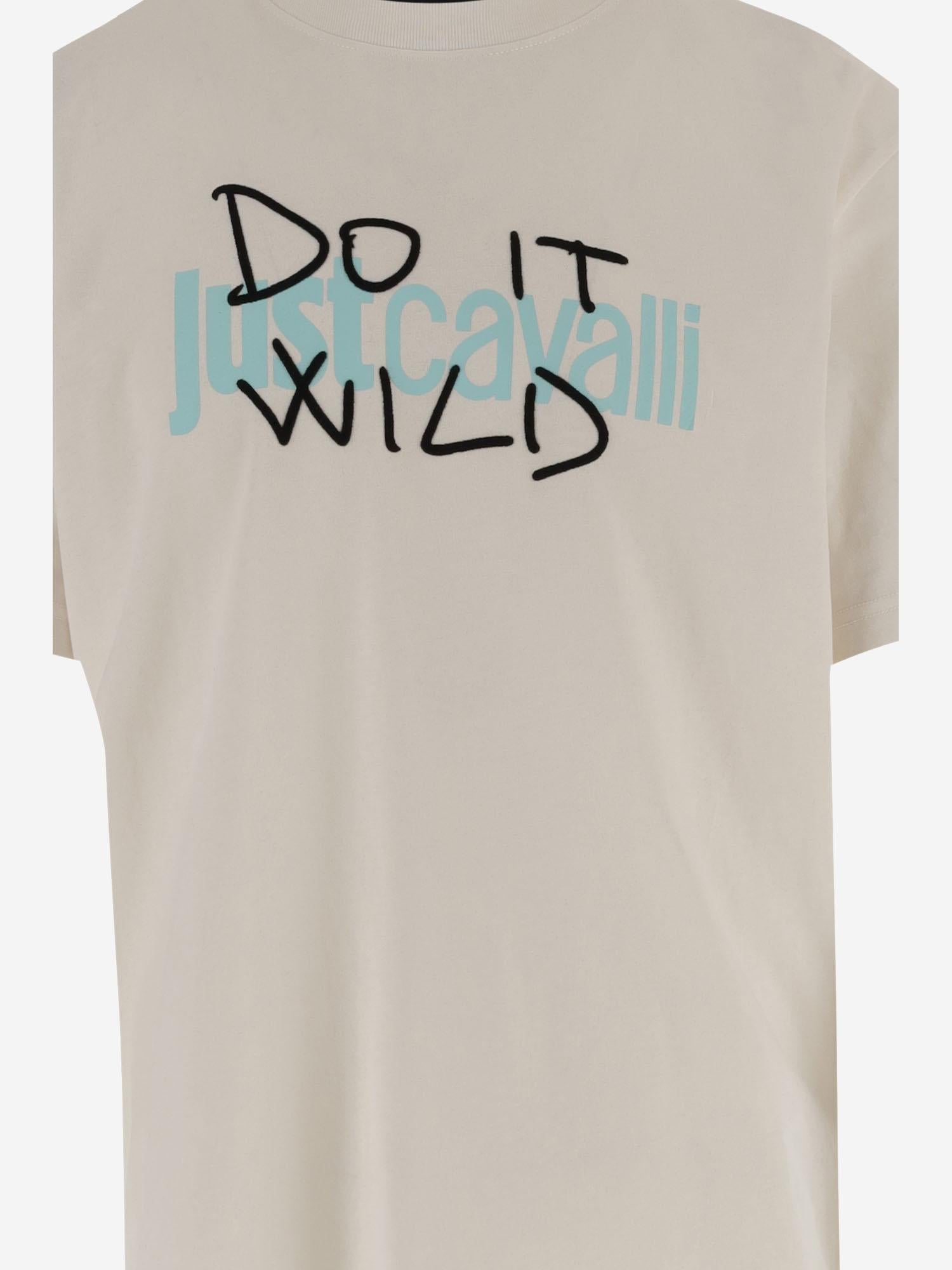 T-SHIRT IN COTONE CON STAMPA 80OAHT09 CJ500004 JUST CAVALLI 