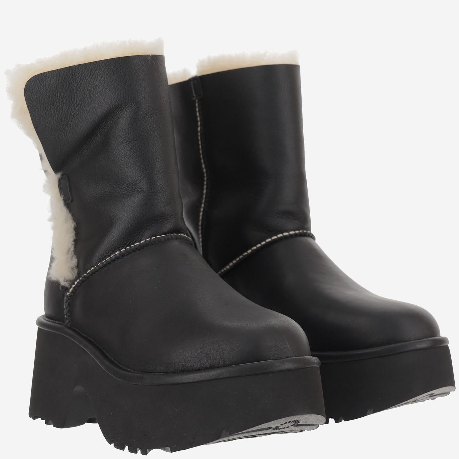 Stivali Classic Esmee 1172590 BLK UGG 