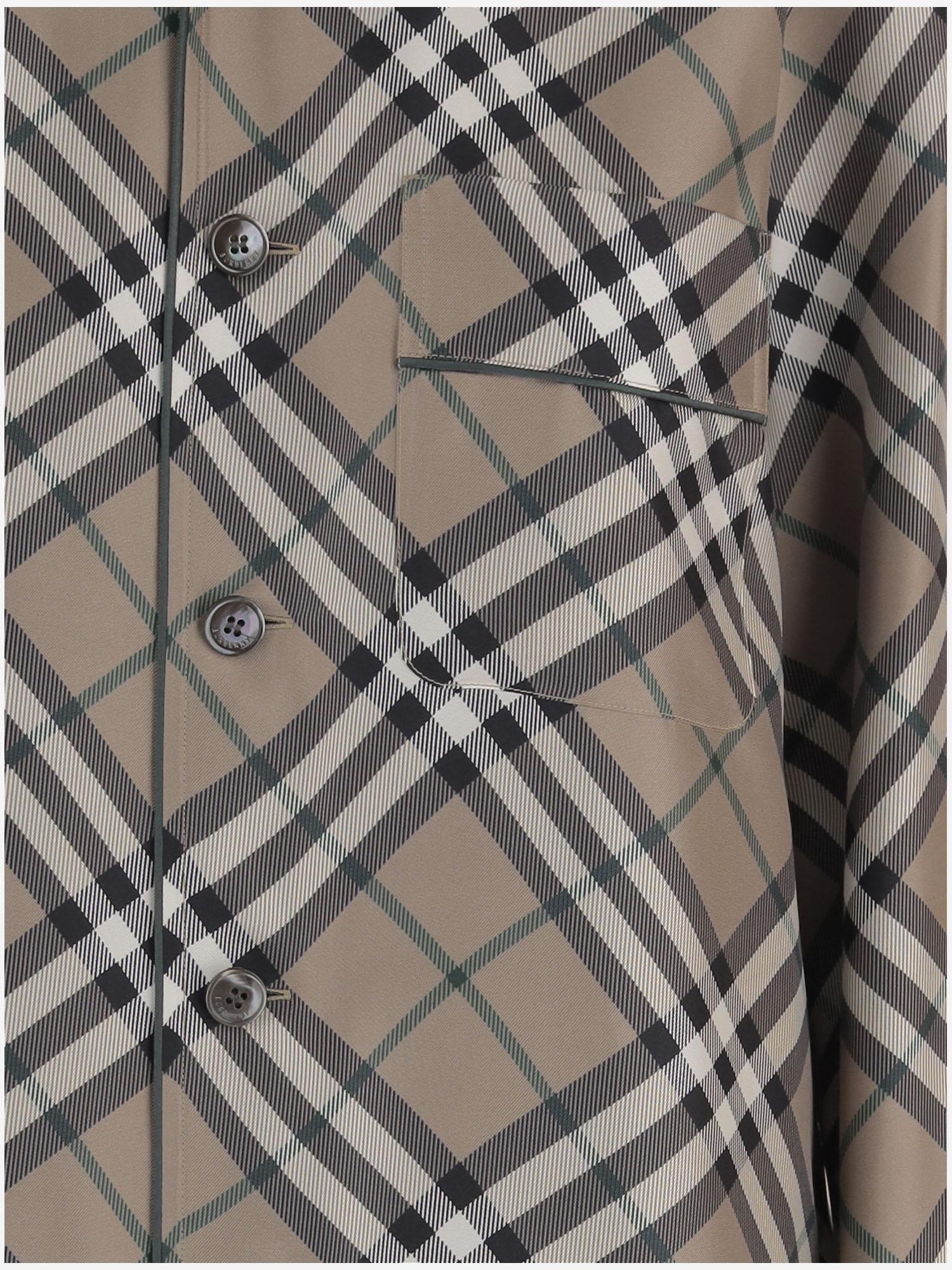 CAMICIA IN SETA CON MOTIVO CHECK 8117022 LINDEN IP CHECK BURBERRY 