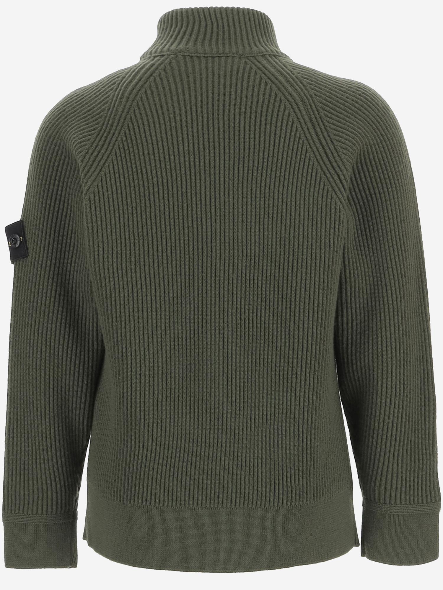 MAGLIONE CON ZIP IN LANA VERGINE 5100012 S0C02V0054 STONE ISLAND KIDS 