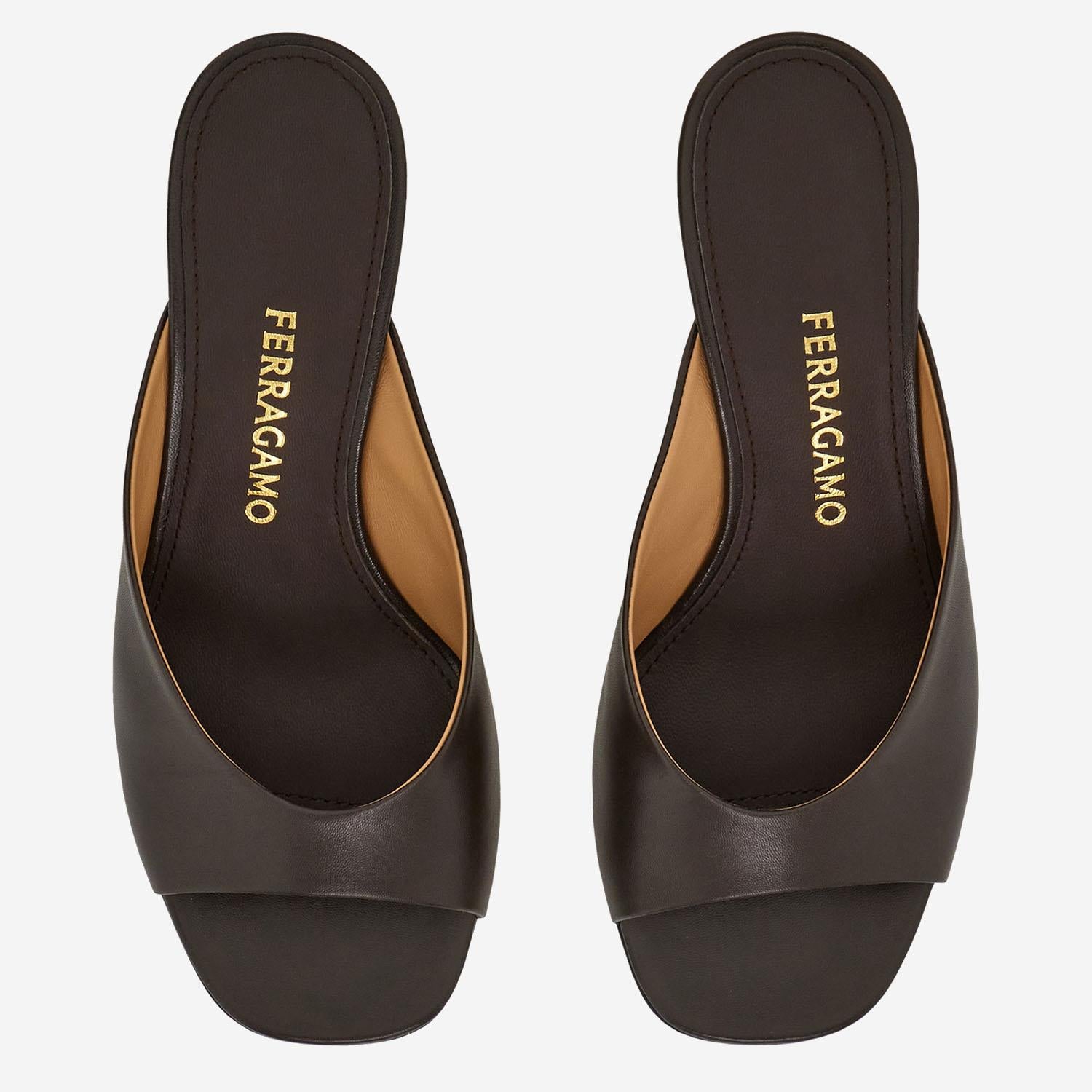 Sandali in pelle 01L765 004 SALVATORE FERRAGAMO 