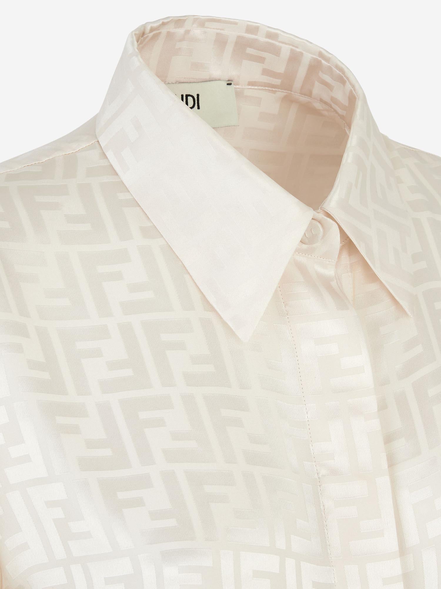 CAMICIA IN SETA CON MOTIVO FF FS8140 AJ0ZF1M2A FENDI 