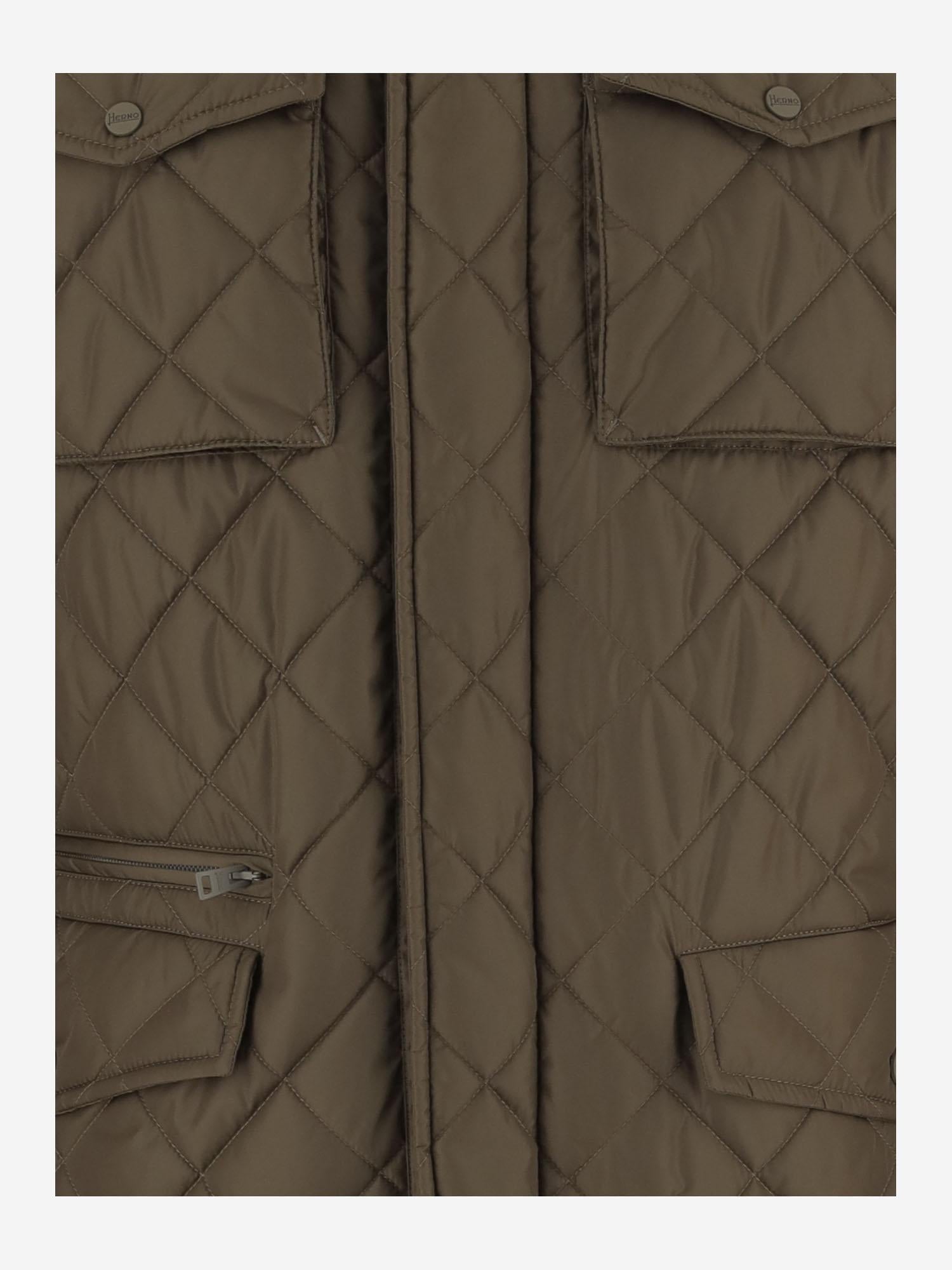 GIACCA TRAPUNTATA CON COLLO ALTO FI000125U 12004Z7740 HERNO 