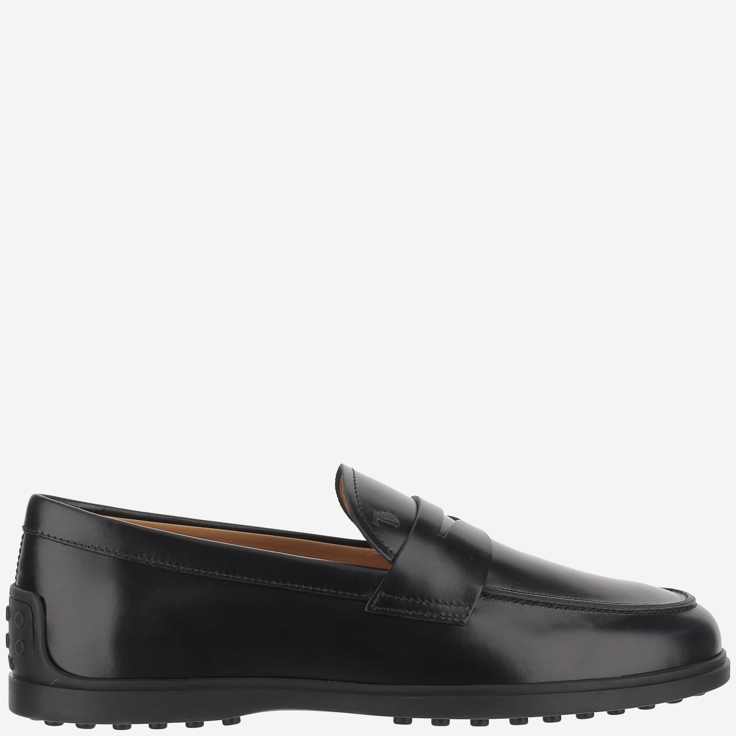 MOCASSINI IN PELLE LISCIA XXM78L0JM60MG2 B999 TODS 