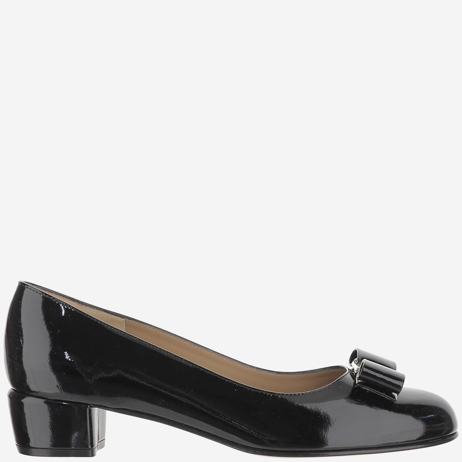 DÉCOLLETÉ VARA IN PELLE LUCIDA VARA1 216NERO SALVATORE FERRAGAMO 