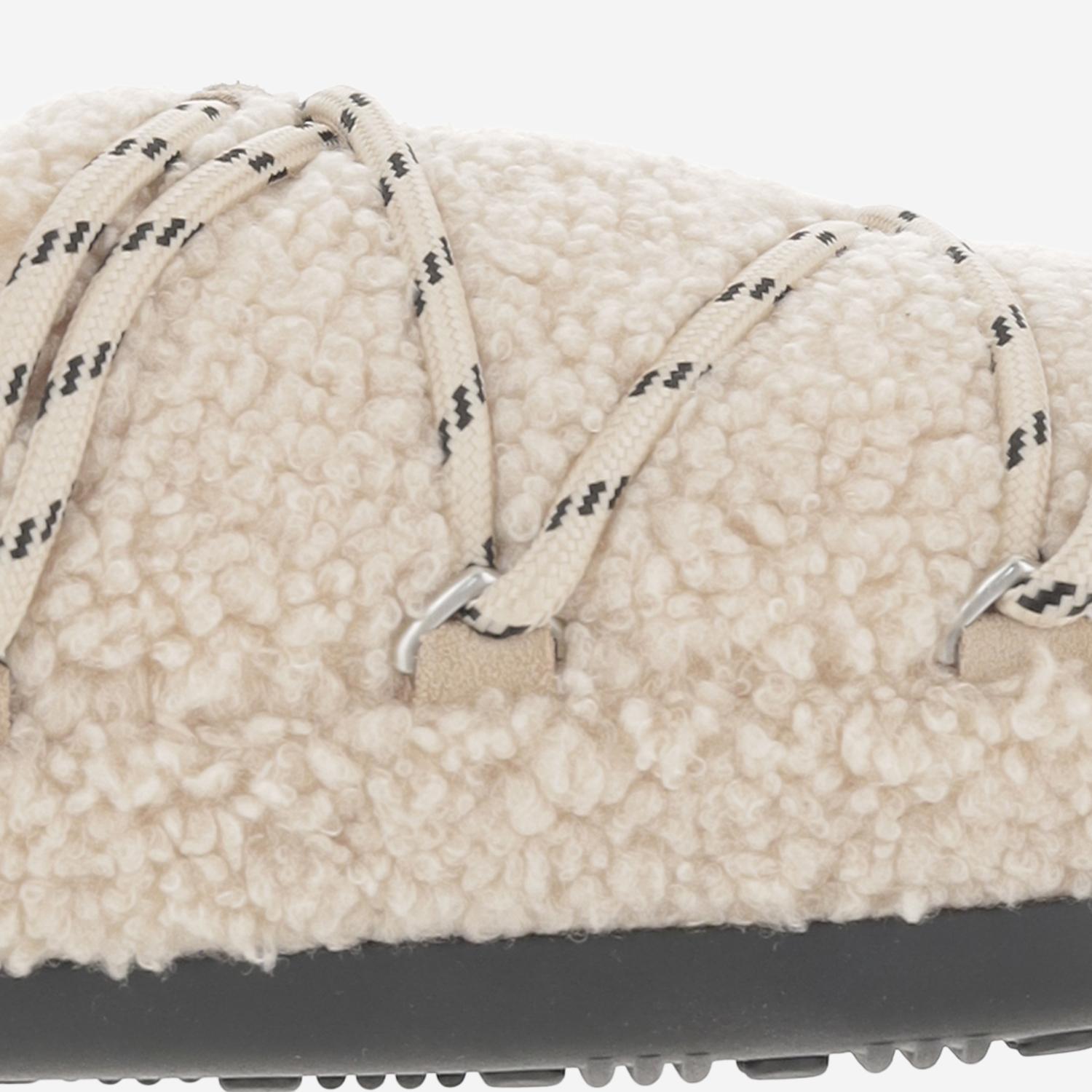 TEDDY SLIPPER IN SHEARLING 2410040 L026 MOON BOOT 