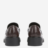 Mocassini in pelle con morsetto<BR/><BR/> 840725 0GQ002270 GUCCI 