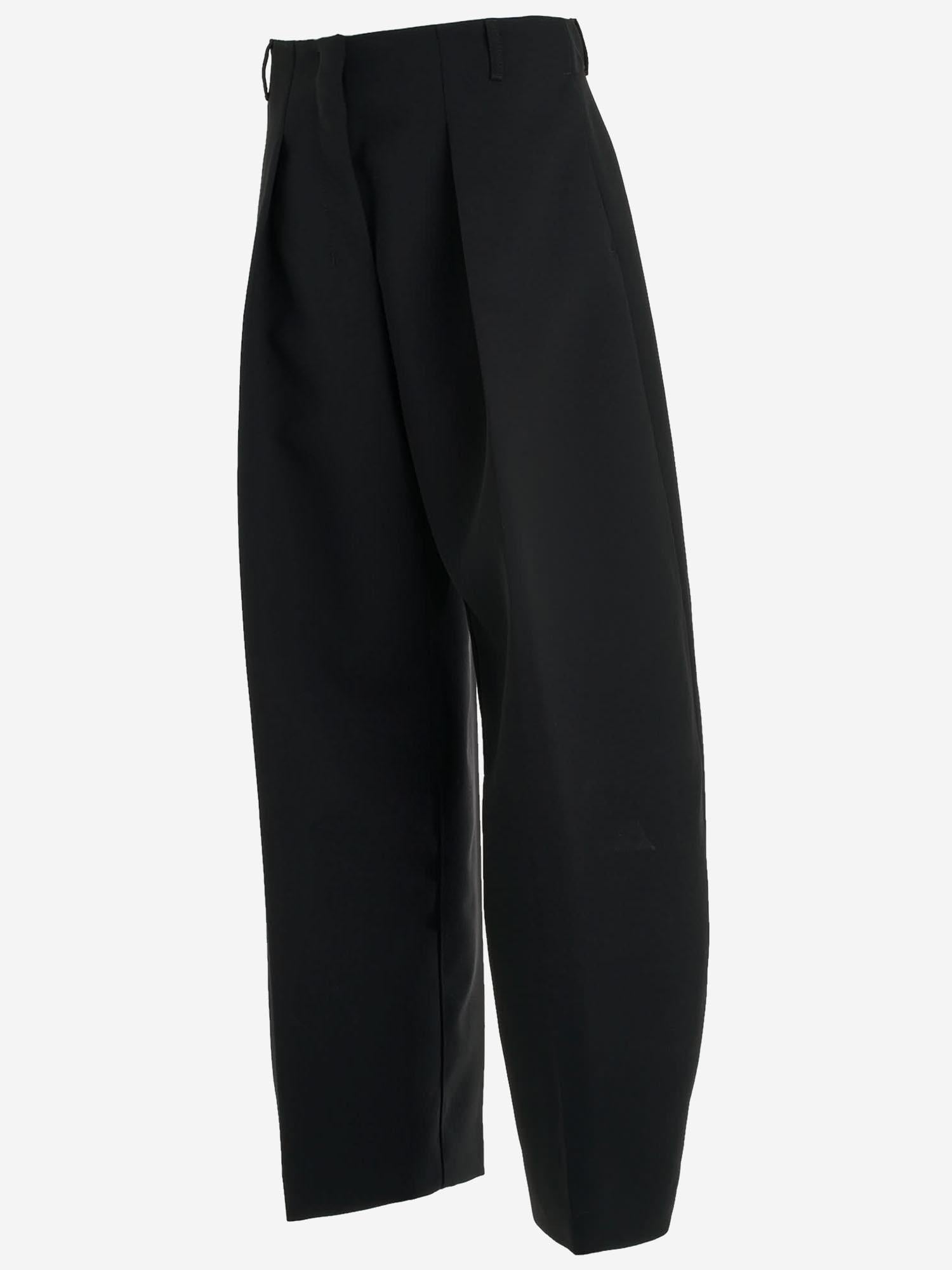 LE PANTALON OVALE PAW00079AW00531 990 JACQUEMUS 