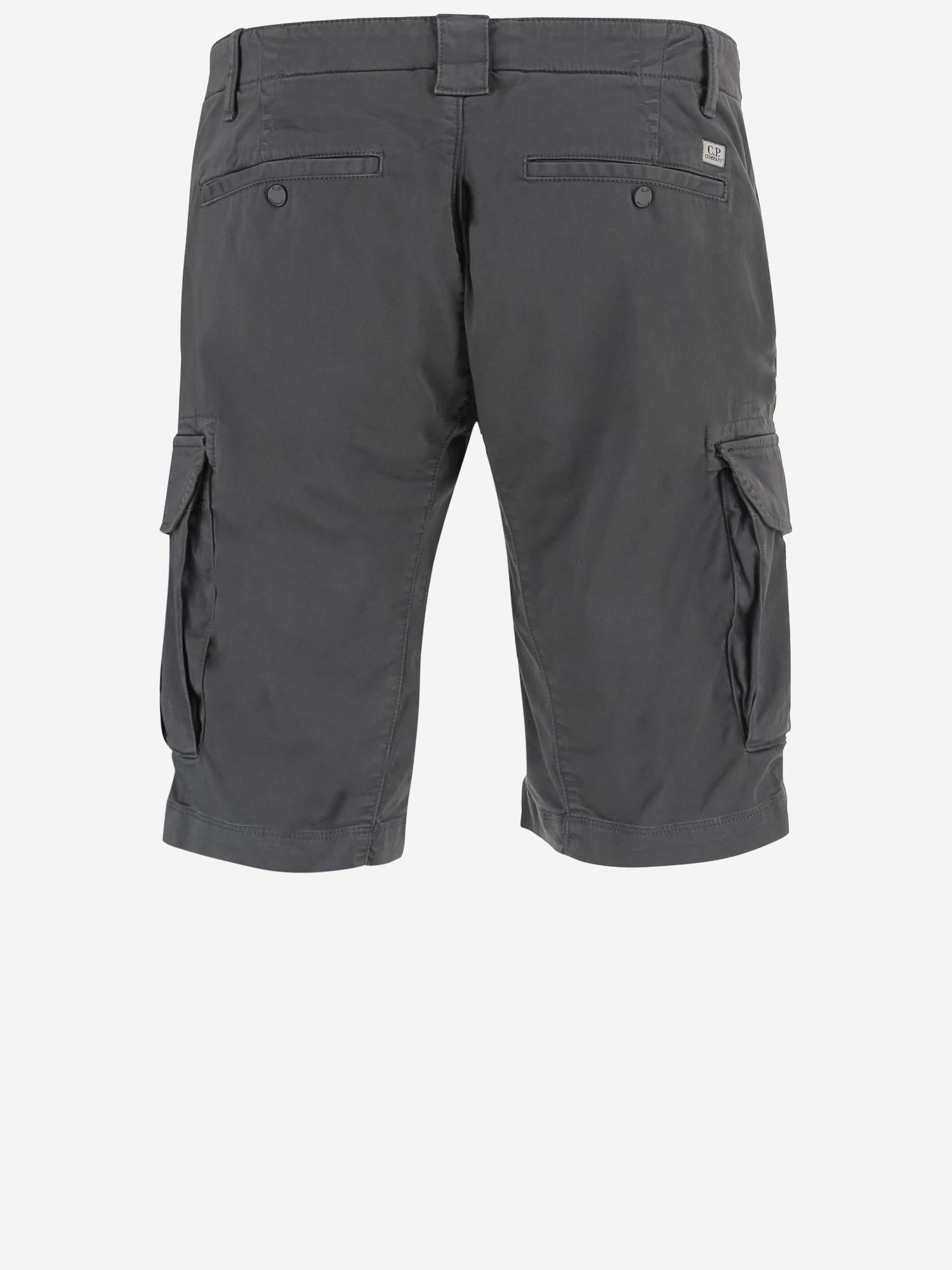 PANTALONI CORTI IN COTONE STRETCH 20CMBE746A 005694G921 CP COMPANY 