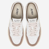 SNEAKERS MEDALIST LOW IN PELLE AULMFT02 SOFLEASUEWHTANTIL AUTRY 