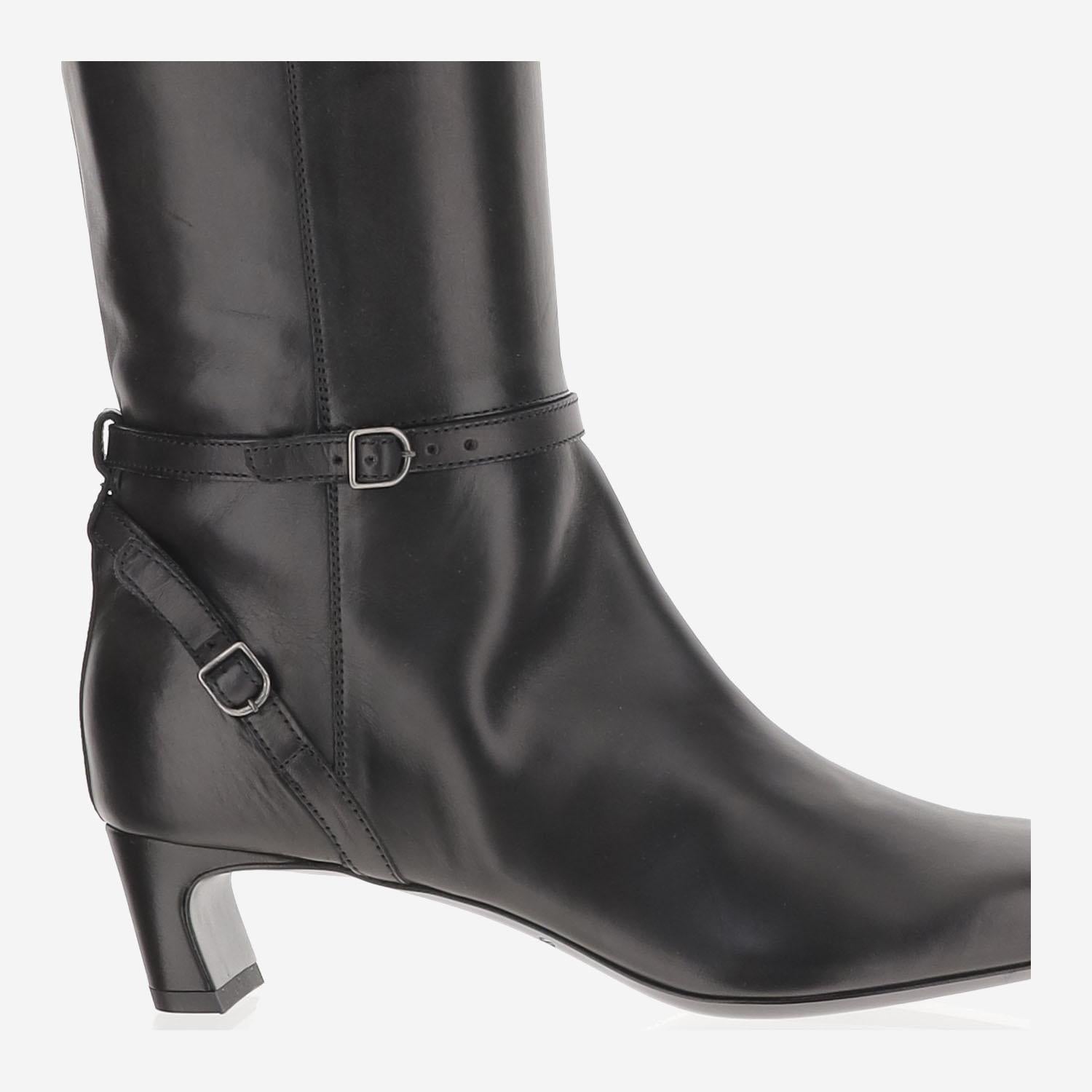 STIVALI IN PELLE CON DETTAGLI A FIBBIA 4838 NERO SARTORE 