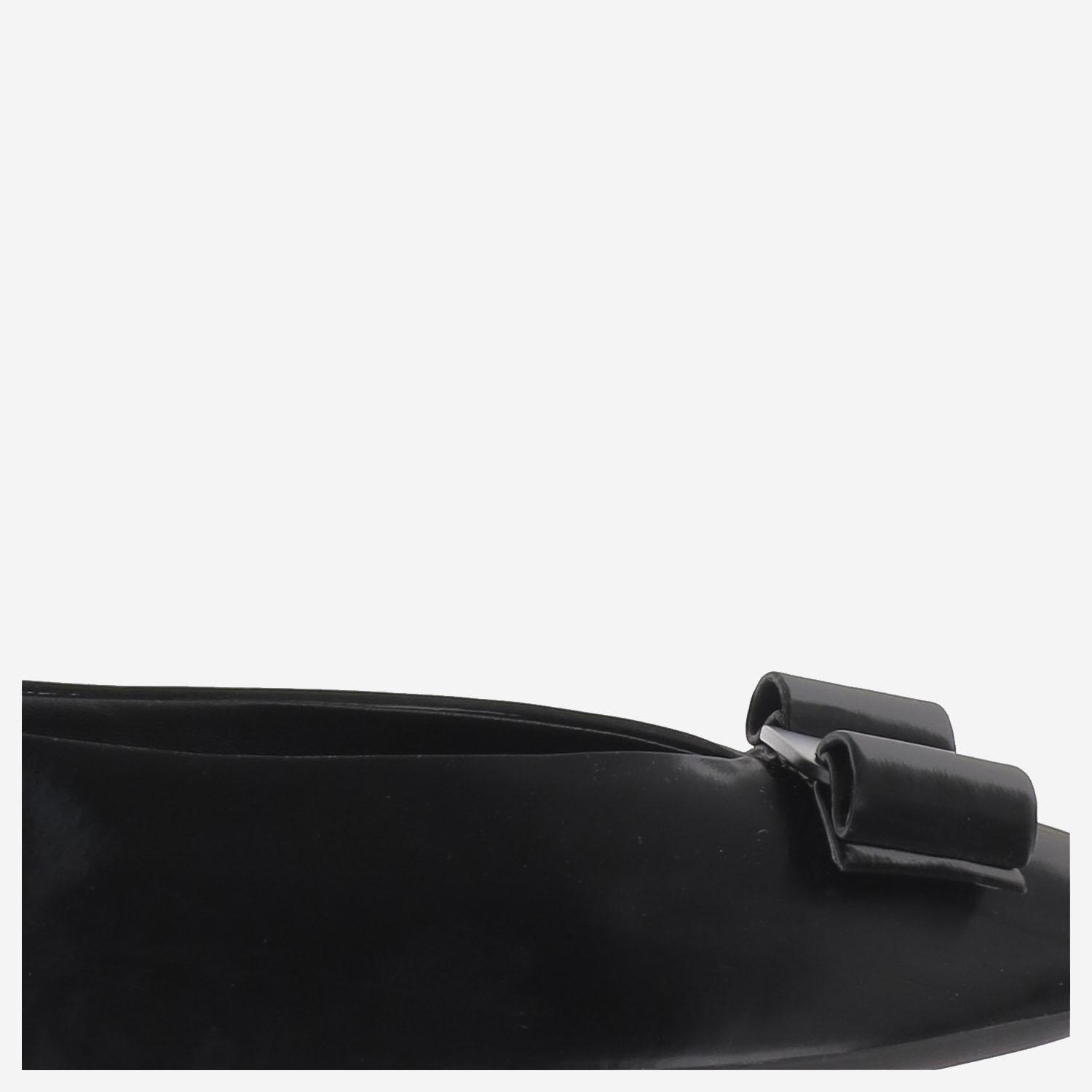 BALLERINE FIOCCO IN PELLE VANNAI 001NERO SALVATORE FERRAGAMO 