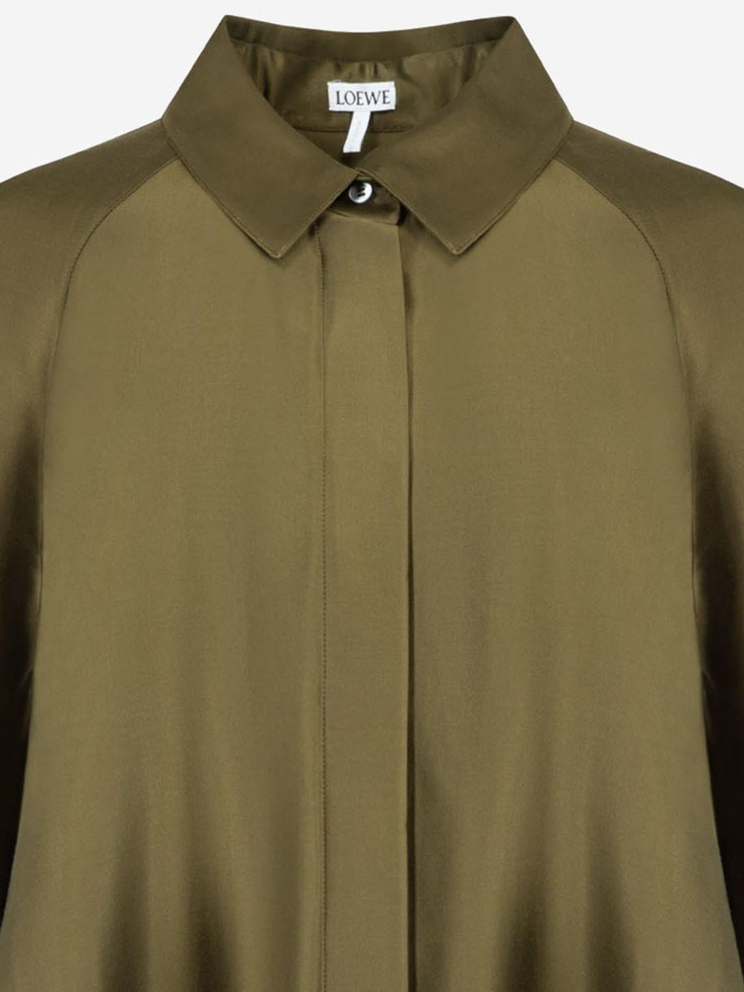 CAMICIA FLUIDA IN VISCOSA STRETCH CON MANTELLINA POSTERIORE S359Y05XGF 4160 LOEWE 