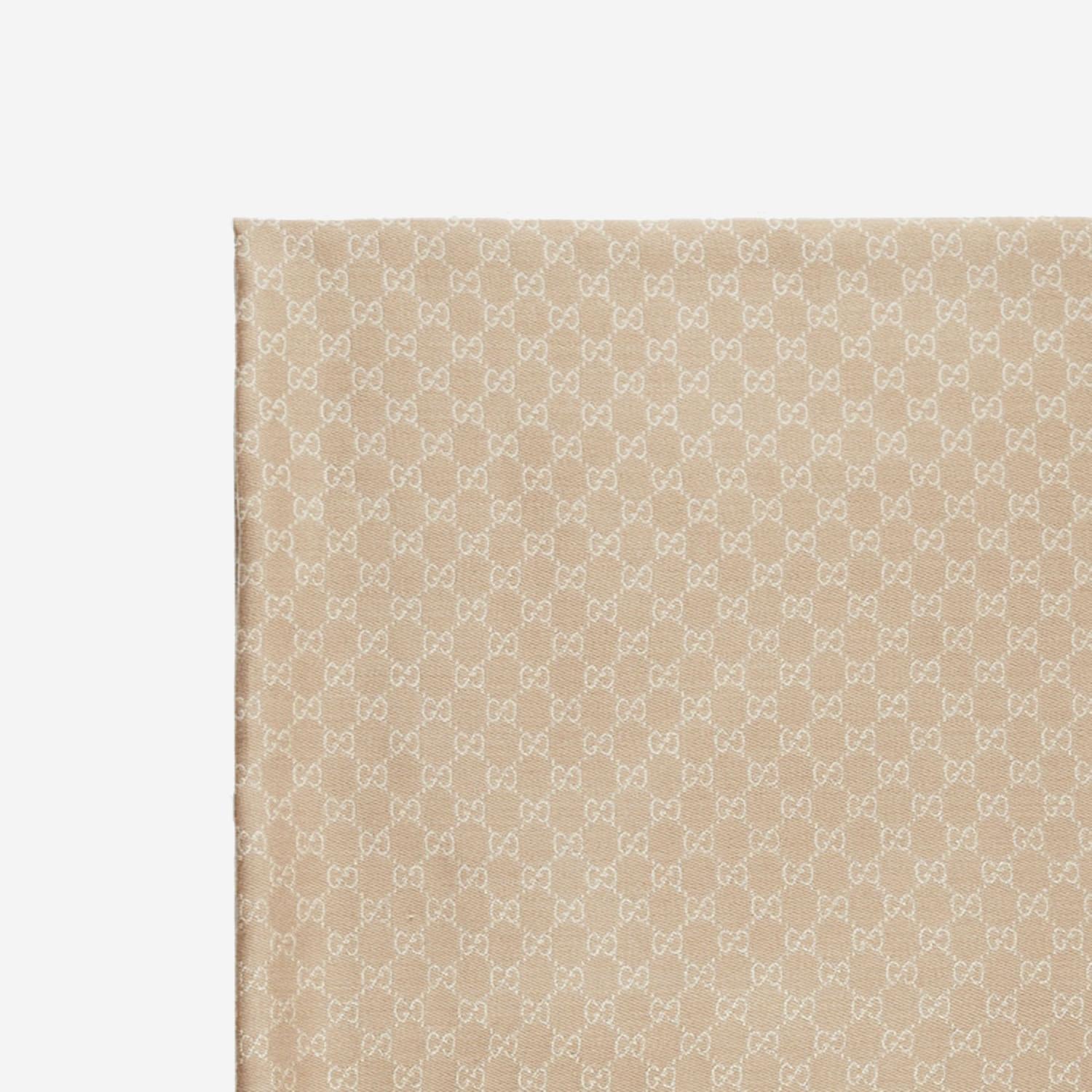 Scialle in lana e cotone con GG 845243 3GC465875 GUCCI 