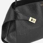 BORSA A SPALLA HUG SOFT 219816 007NEROBORGOGNA SALVATORE FERRAGAMO 