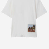 T-SHIRT IN COTONE CON FOTO VINTAGE TSM00595AJ00256 1NU JACQUEMUS 