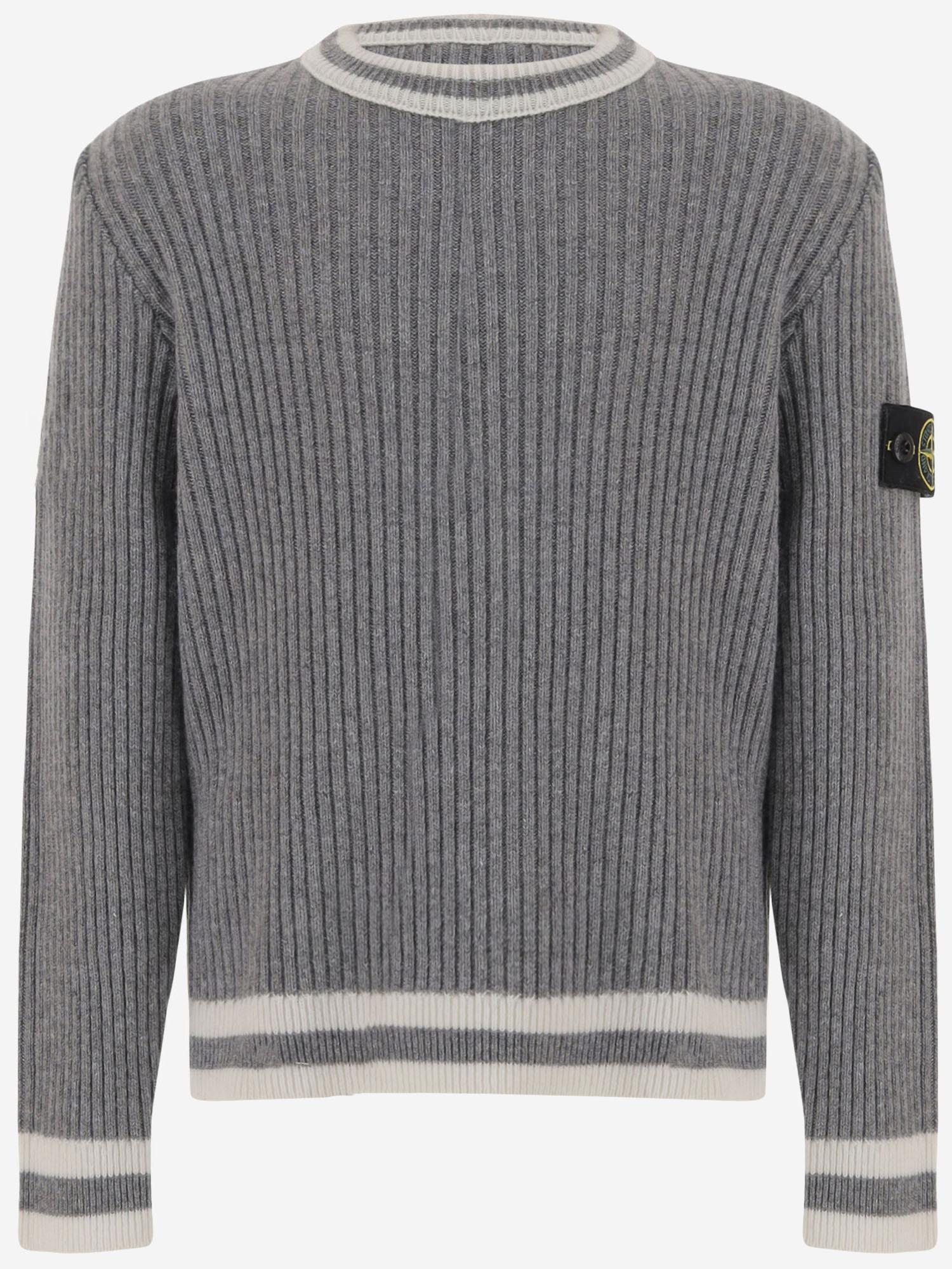 MAGLIONE A COSTE IN MISTO LANA CON PATCH LOGO 5100005 S00M4V0M67 STONE ISLAND KIDS 