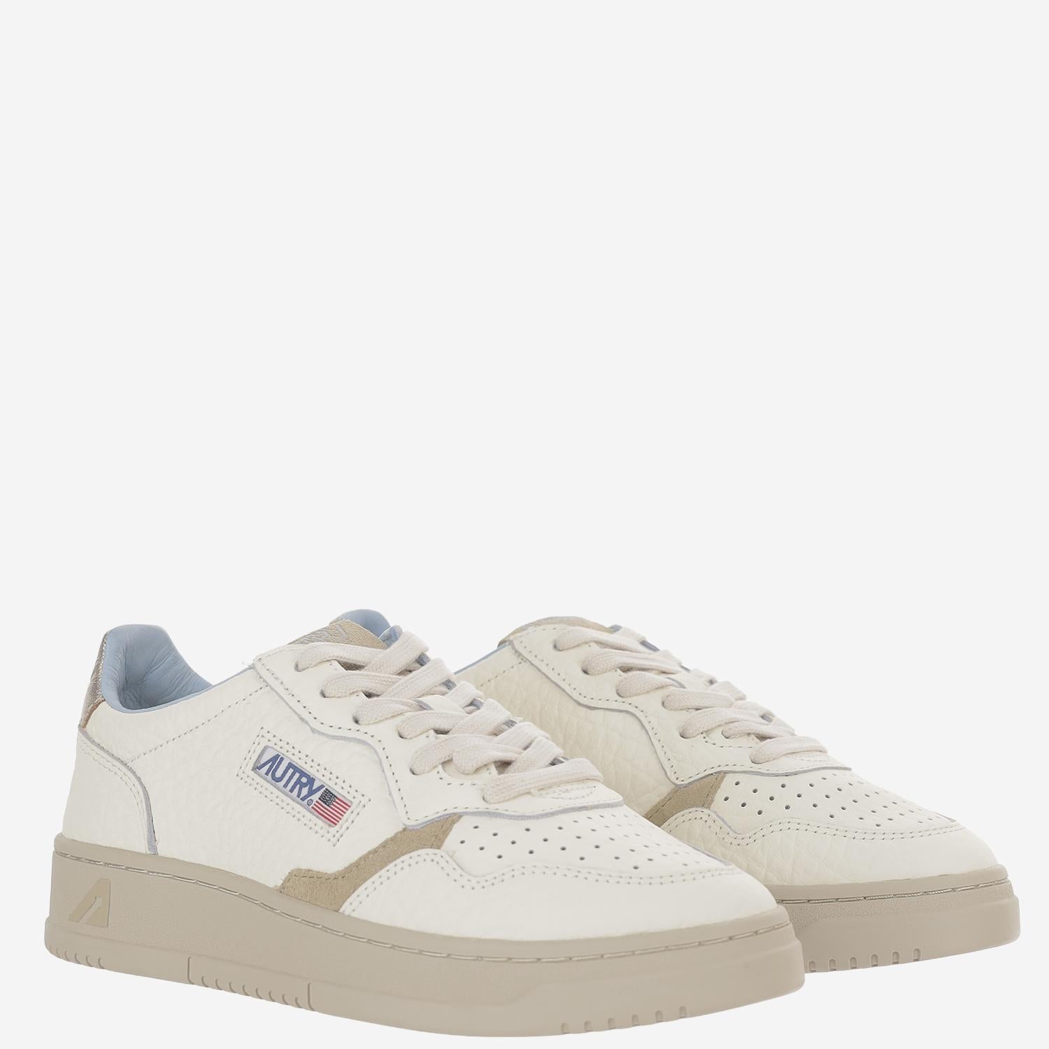 SNEAKERS MEDALIST LOW IN PELLE AULWNE15 NBKELESUEDEPLATSPON AUTRY 
