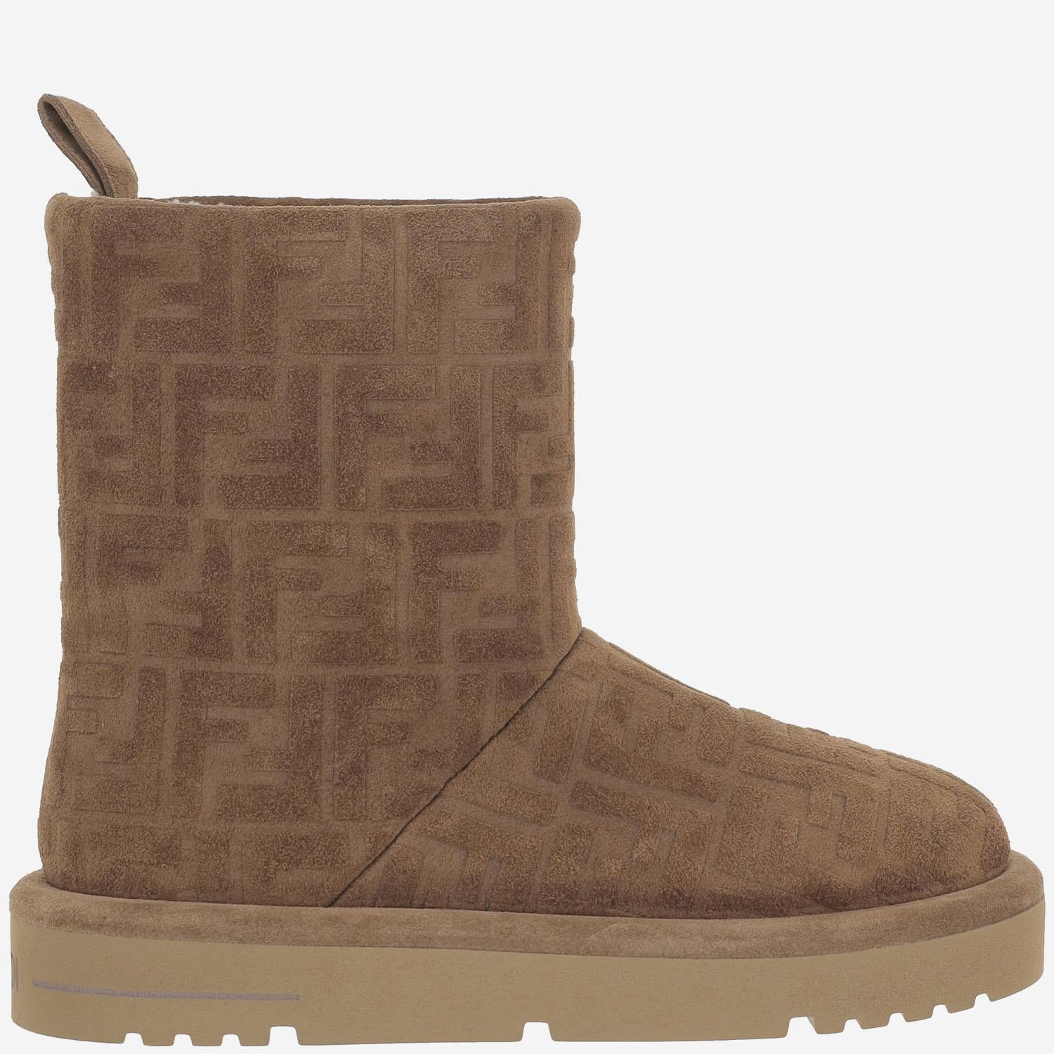 Apres Chic in camoscio FF 8T8606 ASA1F0C23 FENDI 