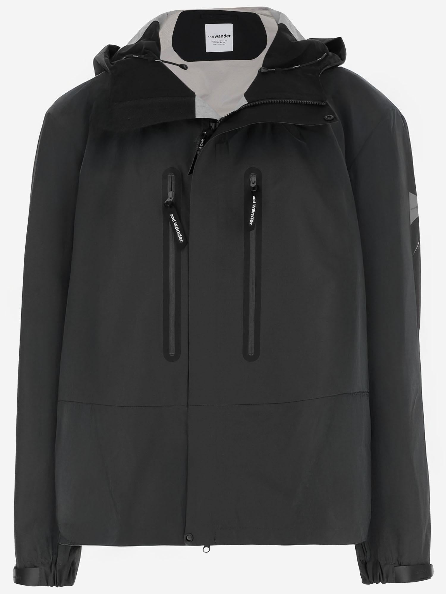 GIACCA IN NYLON CON CAPPUCCIO 5745911003 010 AND WANDER 