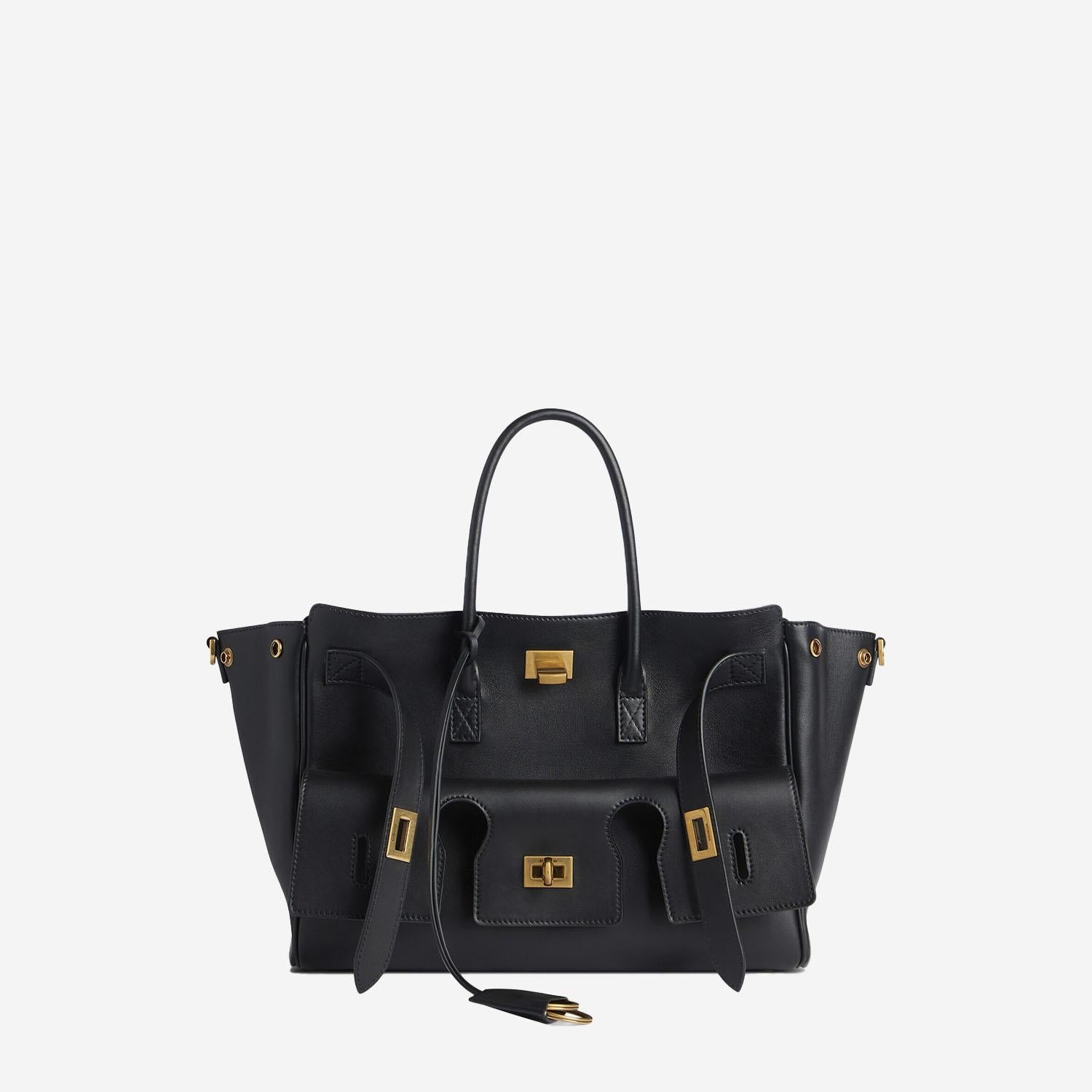BALENCIAGA 8356892ABAV1000