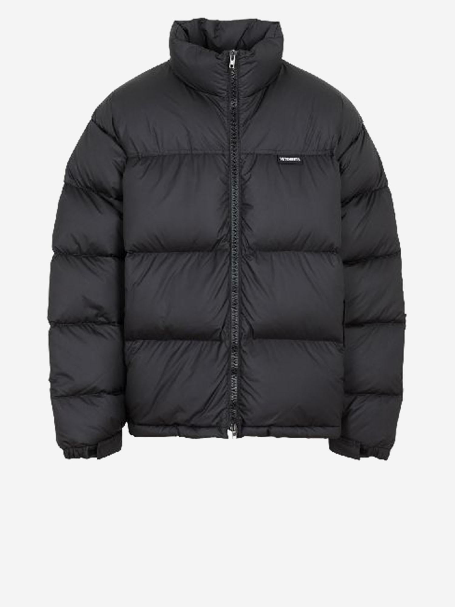 PIUMINO IMBOTTITO IN NYLON CON LOGO UE54JA660B BLACK VETEMENTS 