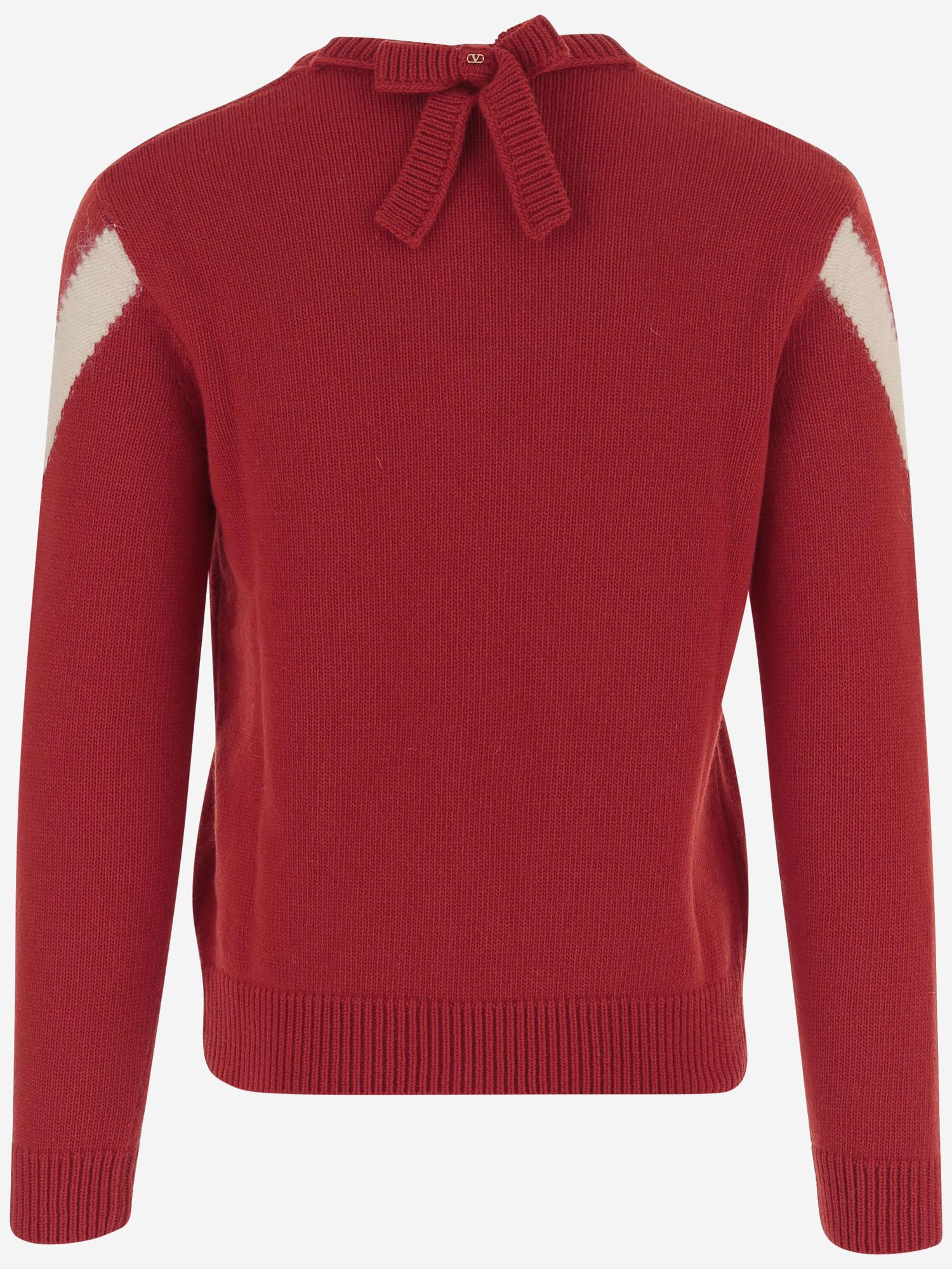 MAGLIONE IN LANA CON VLOGO SU FIOCCO SUL RETRO 7V0KC35Q B5GBRT VALENTINO 