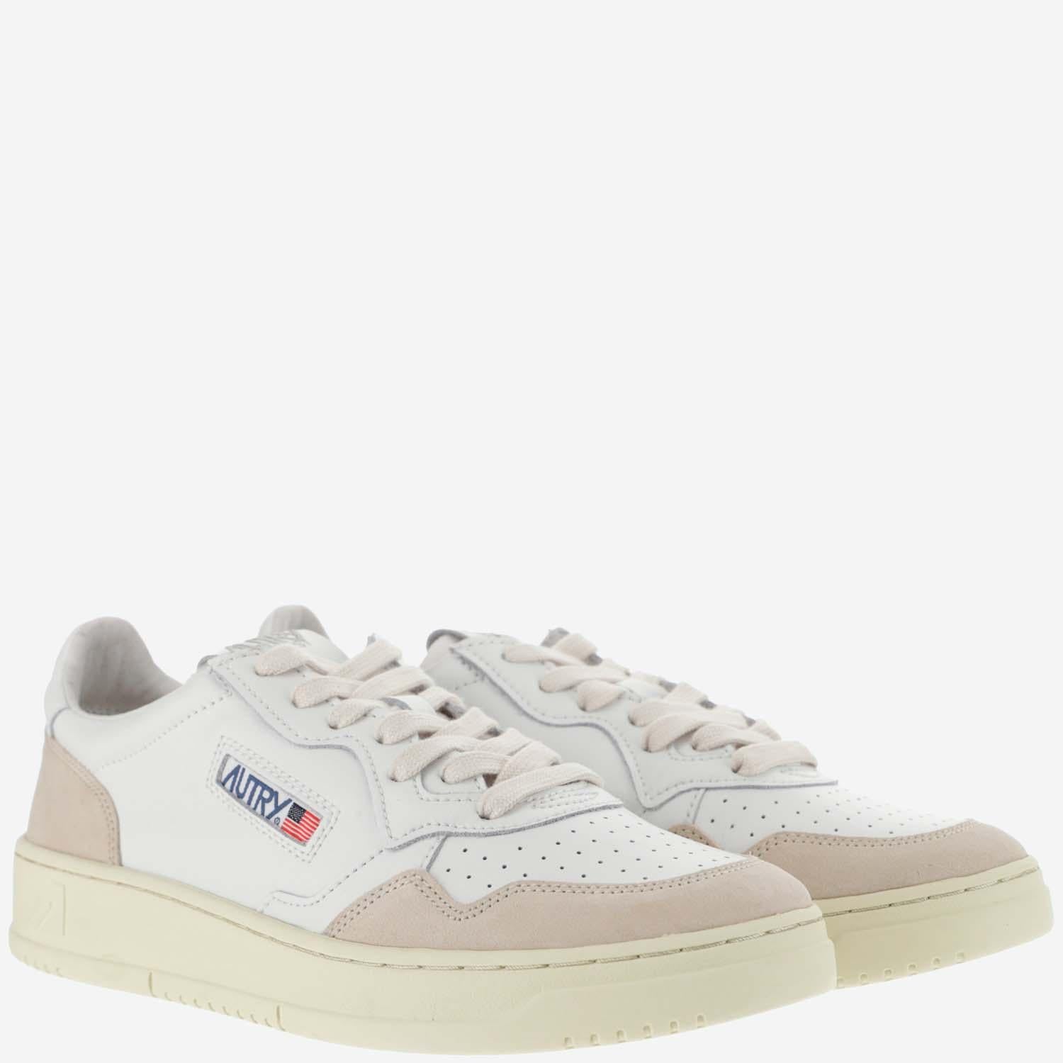 SNEAKERS MEDALIST LOW AULMLS33 LEATSUEDEWHITE AUTRY 