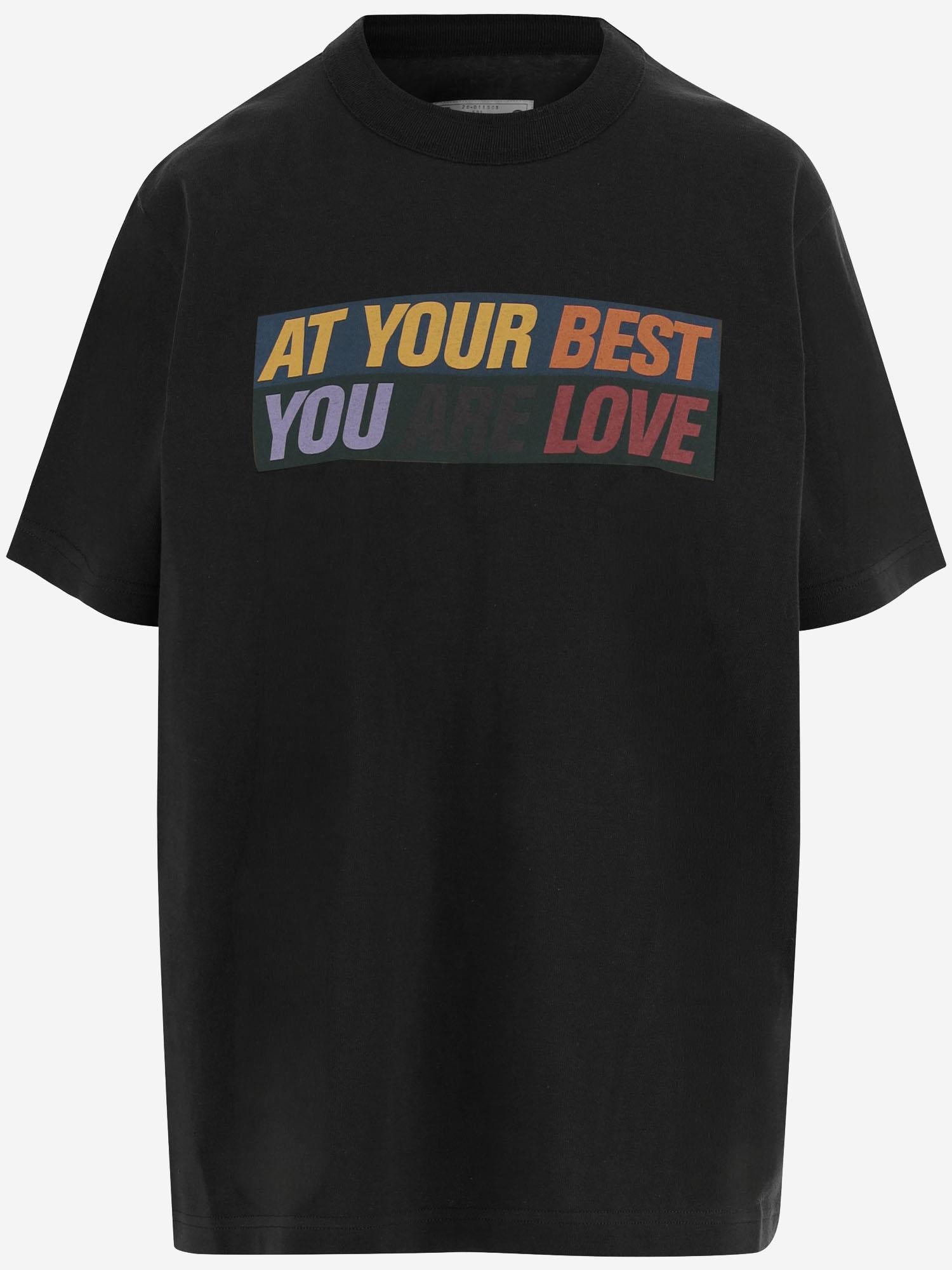 T-SHIRT IN COTONE CON STAMPA 2601150S 001 SACAI 